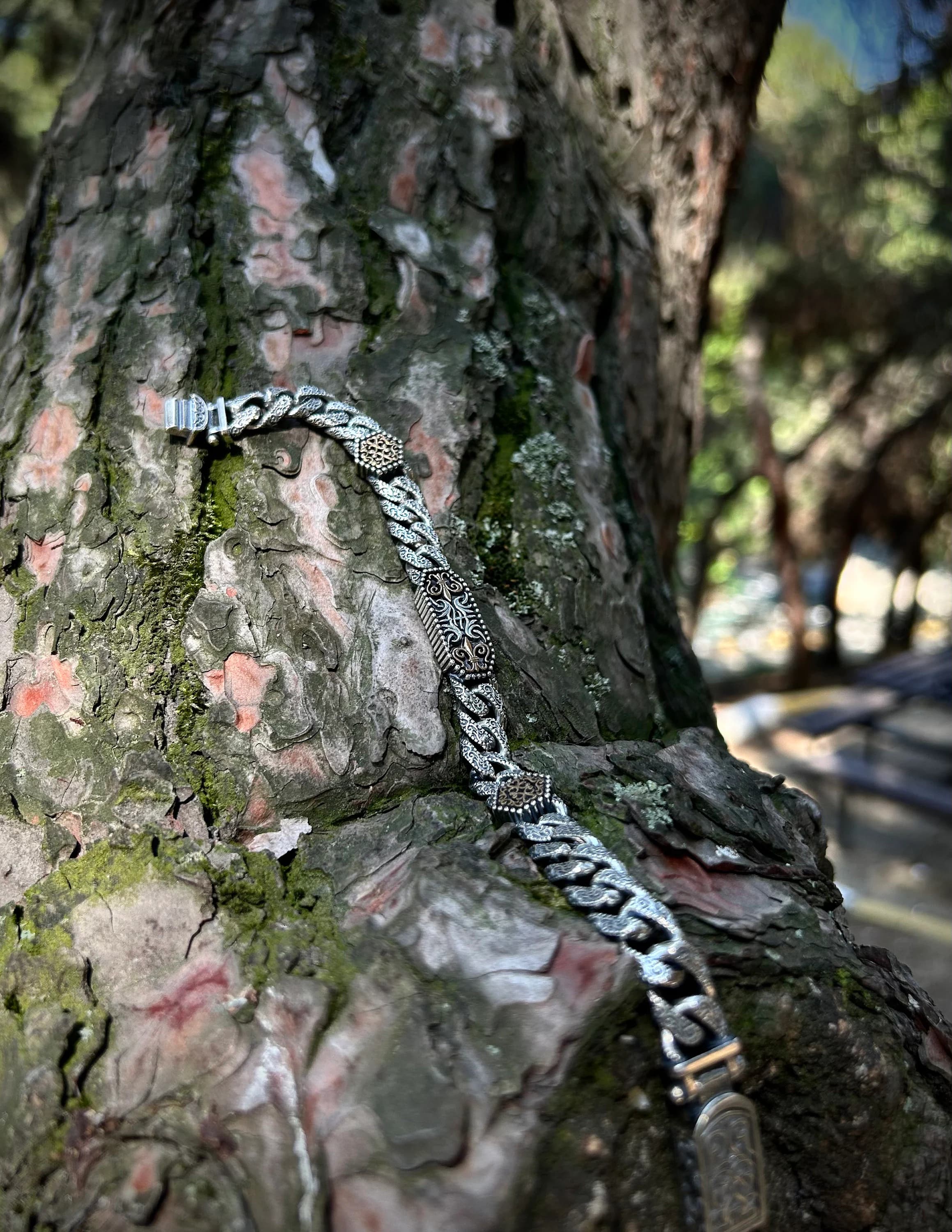 Vintage Style Sterling Silver Bracelet: Intricate Engraved Chain - image 4
