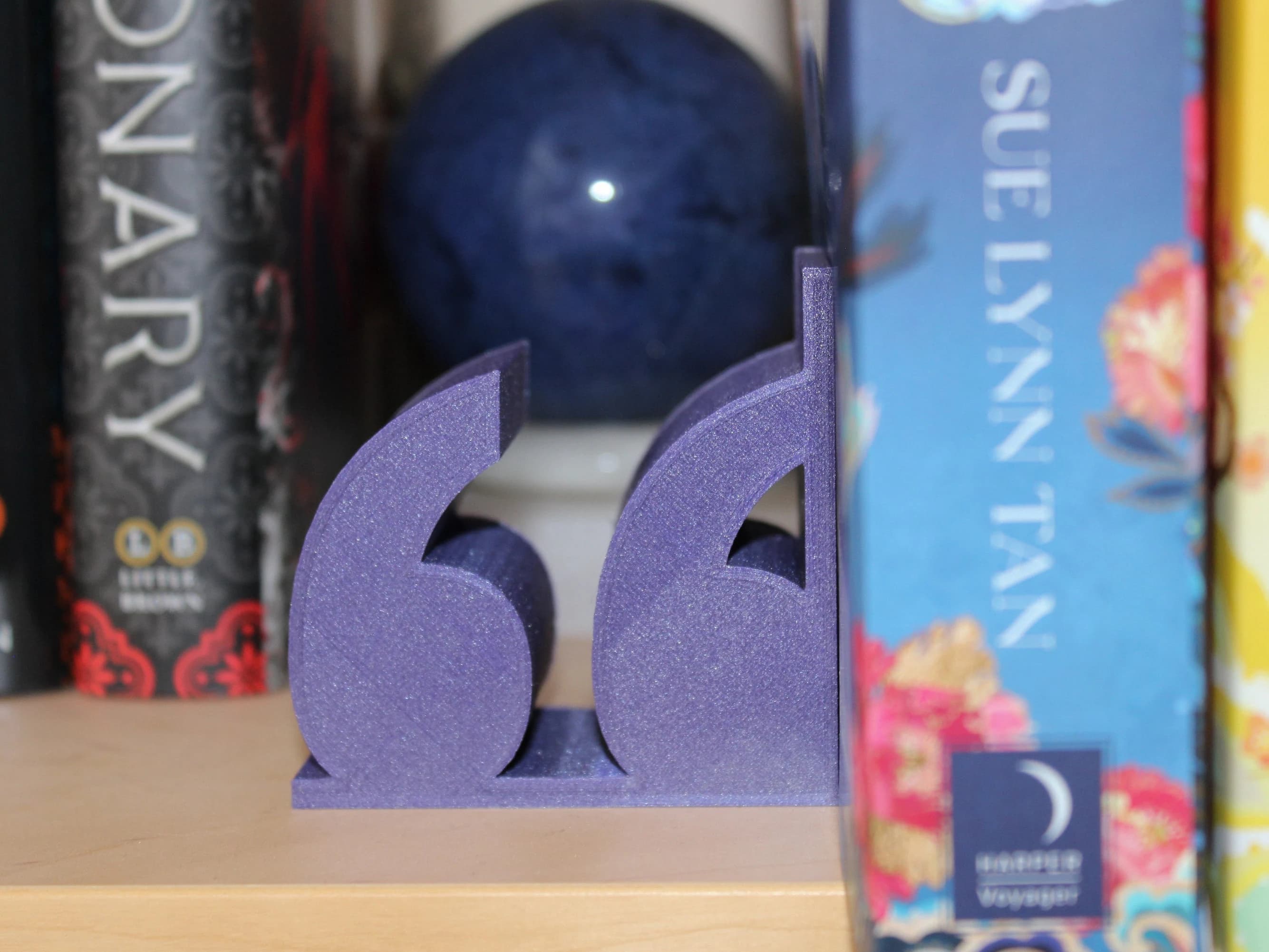 Quotation Mark Bookends | 3D Printed Bookends | Book Accessories | Book Stands | Custom Color Book Stands | Bookworm Gifts | Bookish Gifts