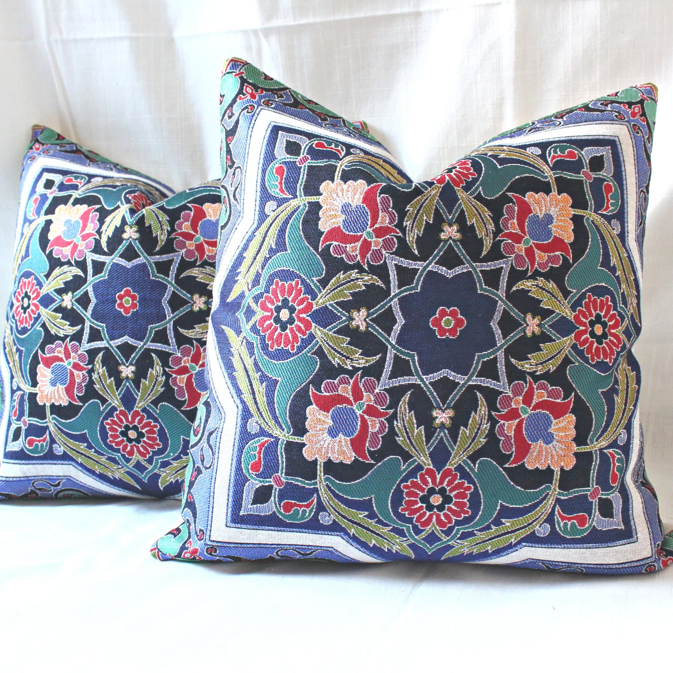 Turkish Moroccan Seljuk Design Pillow Covers, Arabesque, Moroccan design, Modern home, Abstract, Moroccan tile, Kilim design, tapestry