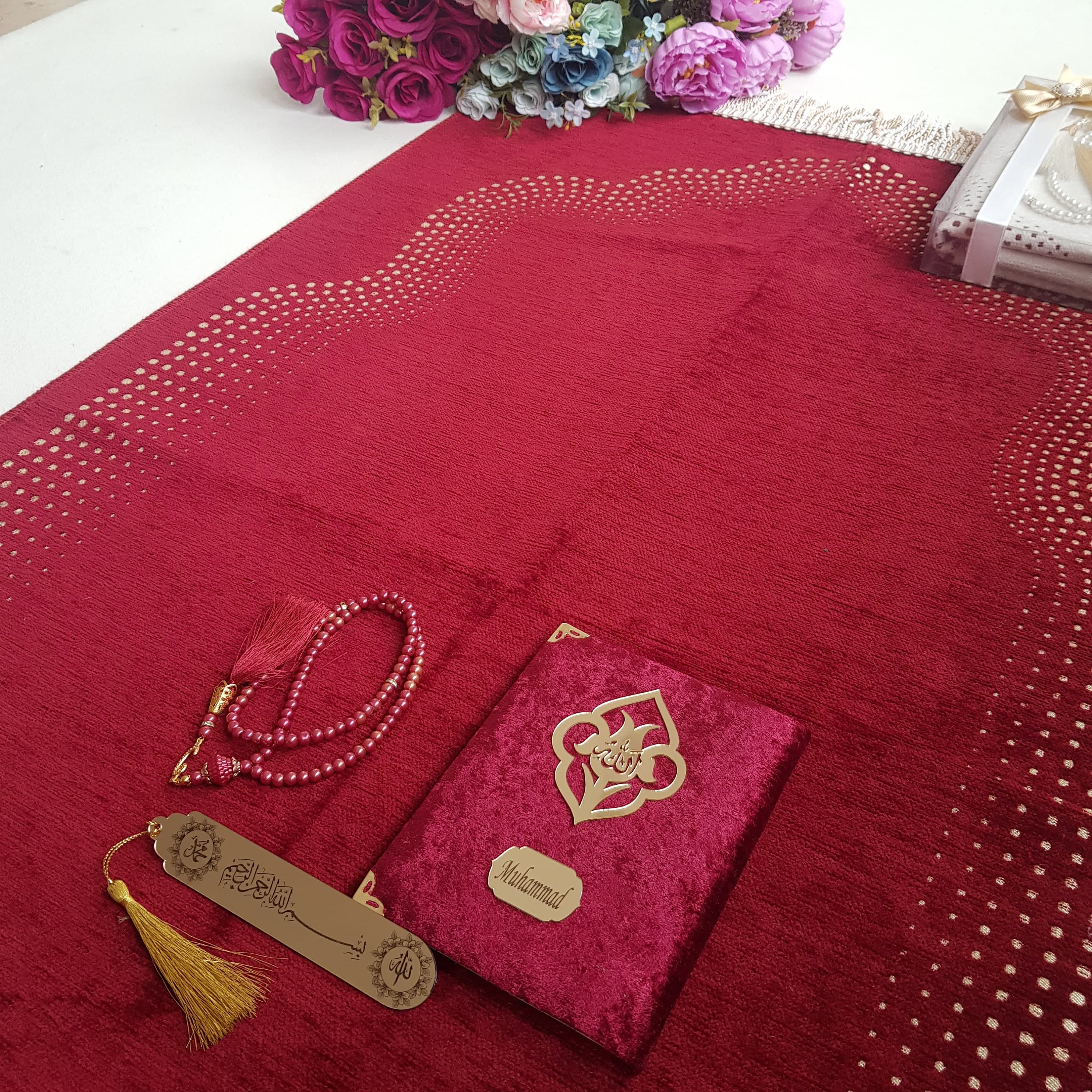 Personalized Prayer Mat Yaseen Quran Gift Set | Custom Muslim Gift - image 4