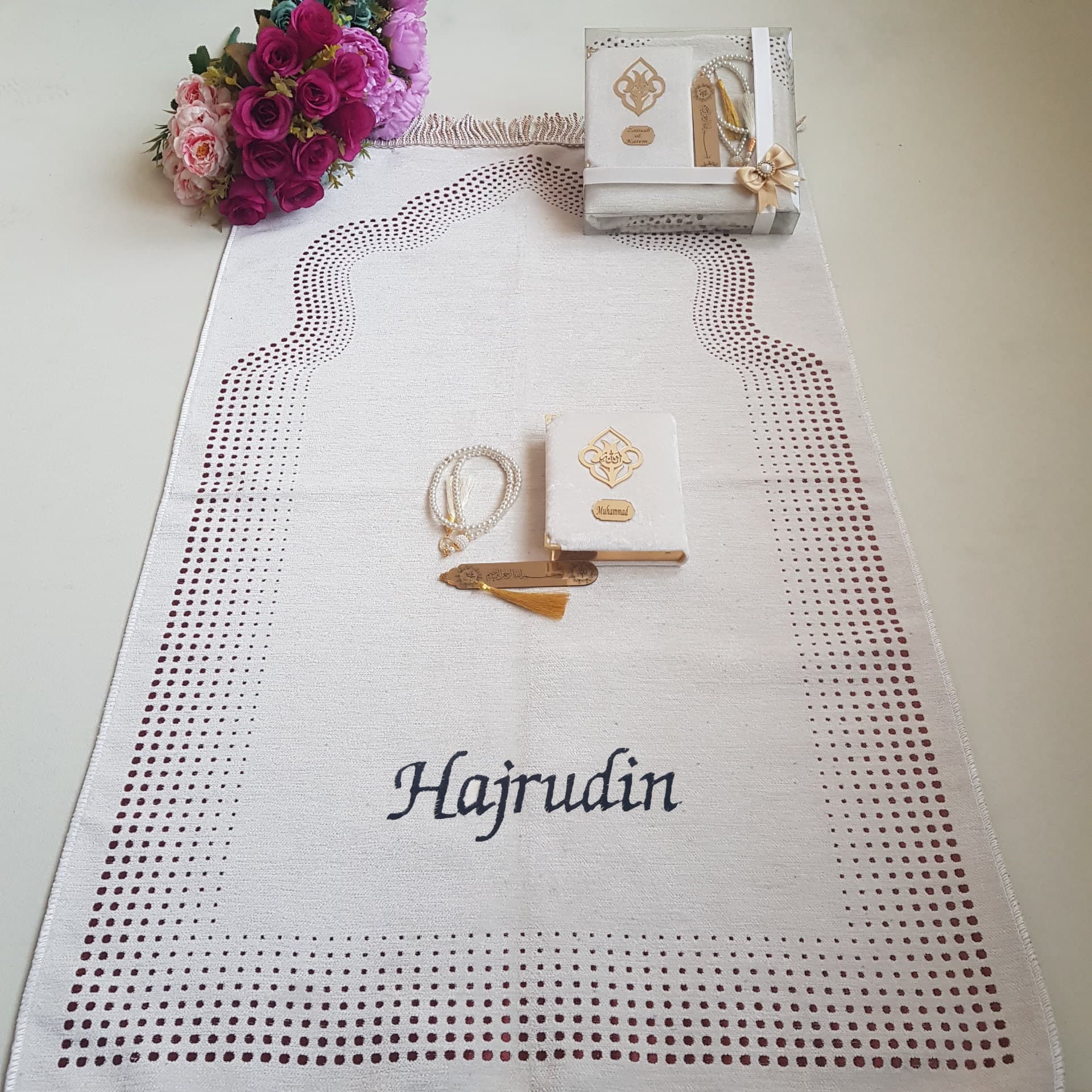 Personalized Prayer Mat Gift Set | Quran, Tasbeeh, Bookmark