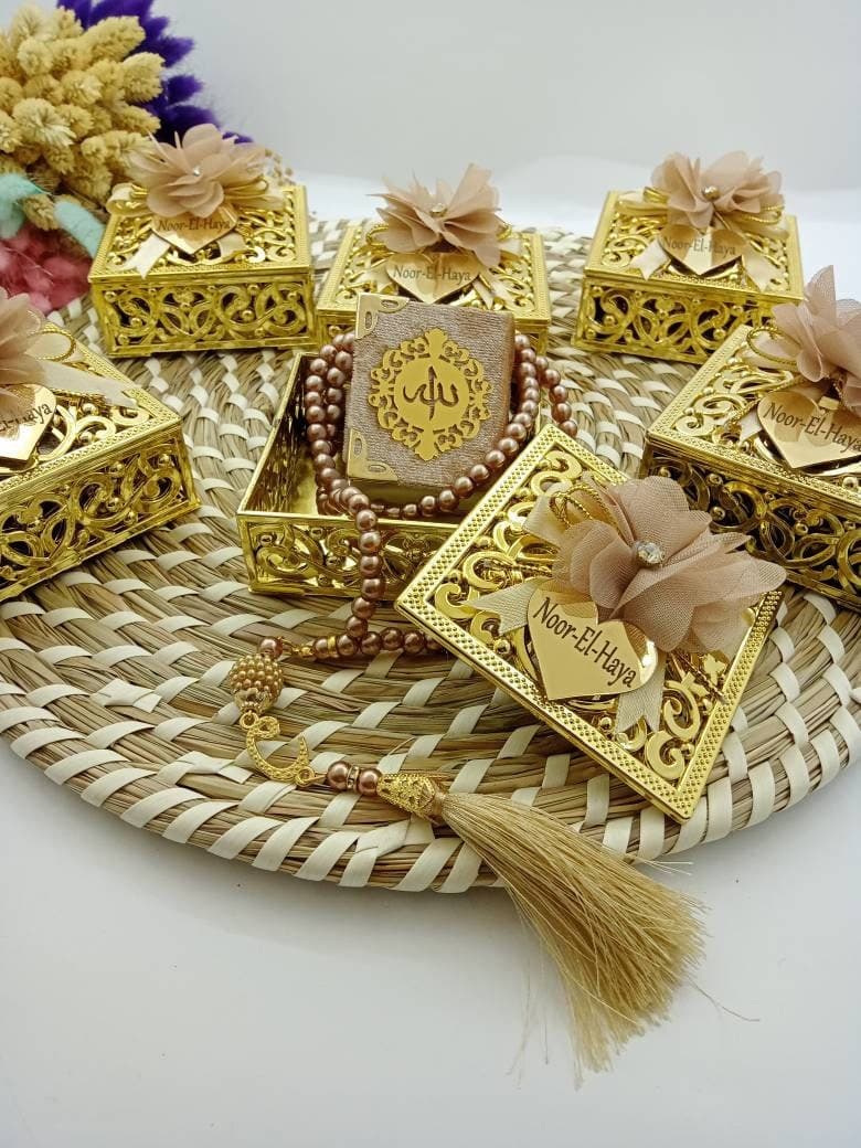 Mini Quran Gift Set | Pearl Tasbeeh, Decorated Box Eid Favor