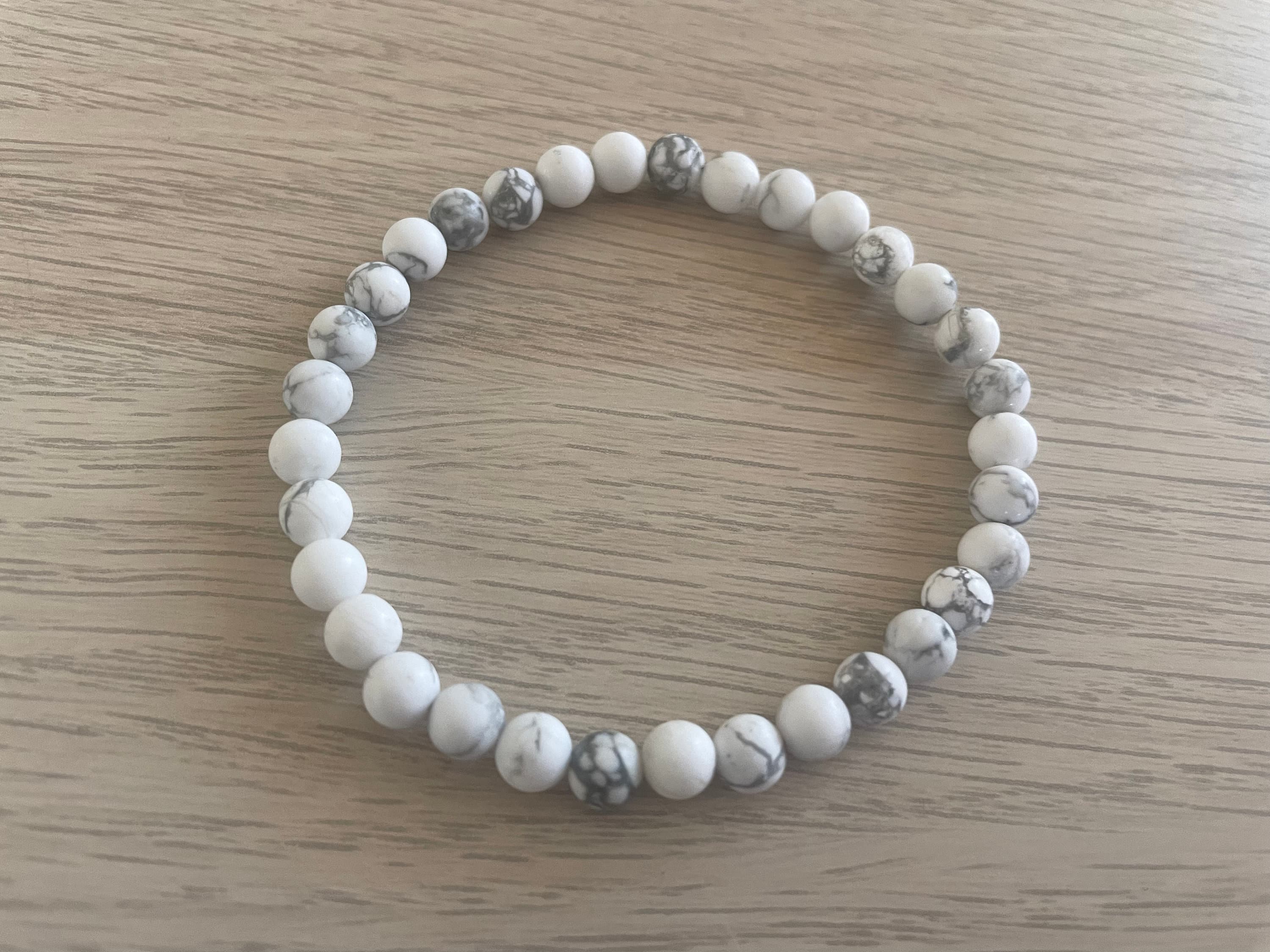 Matte Howlite Bracelet (33 beads) - image 5