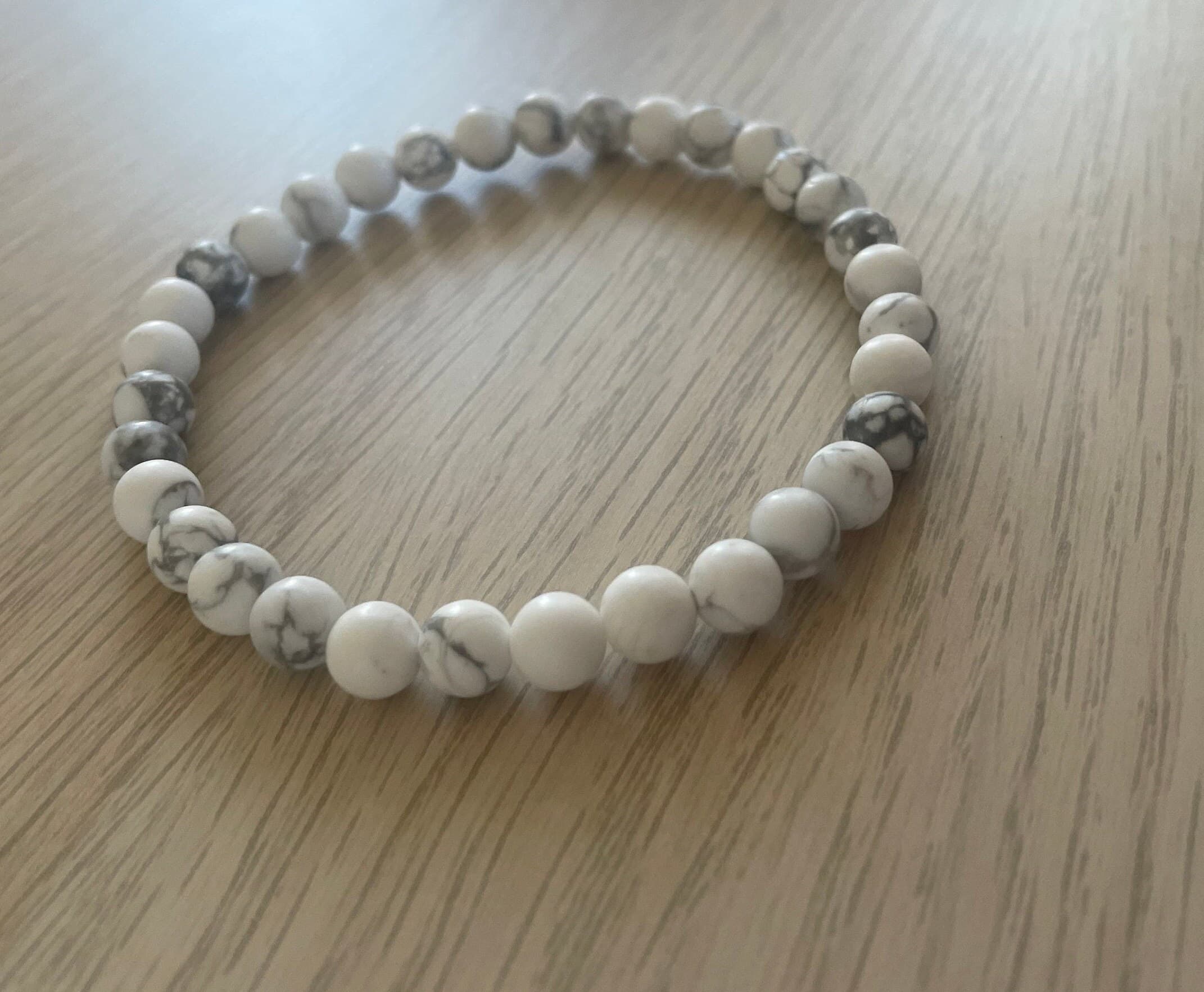 Matte Howlite Bracelet (33 beads) - image 3