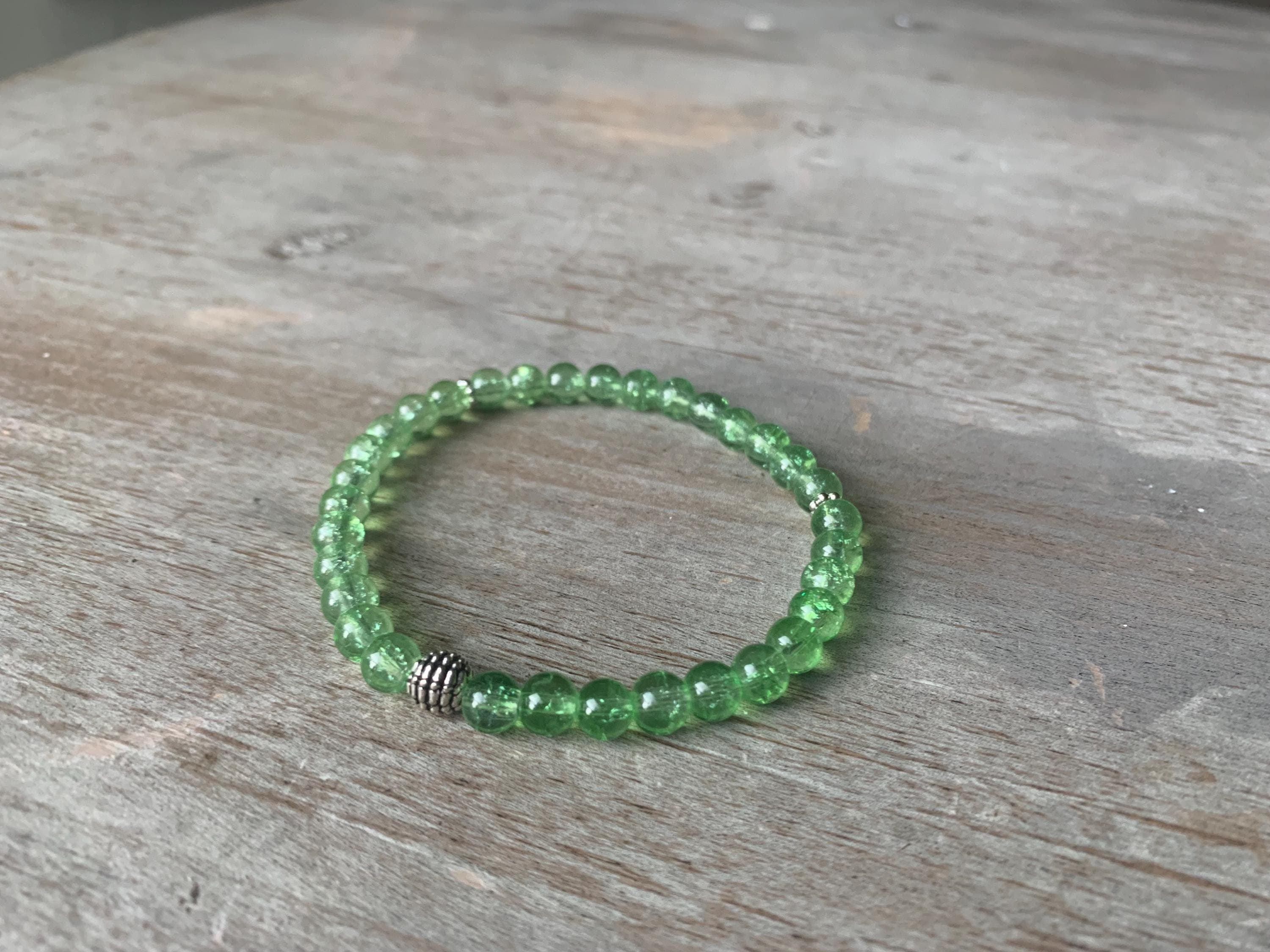 Green Cracked Glass Bead Tasbih Bracelet (33 Beads)