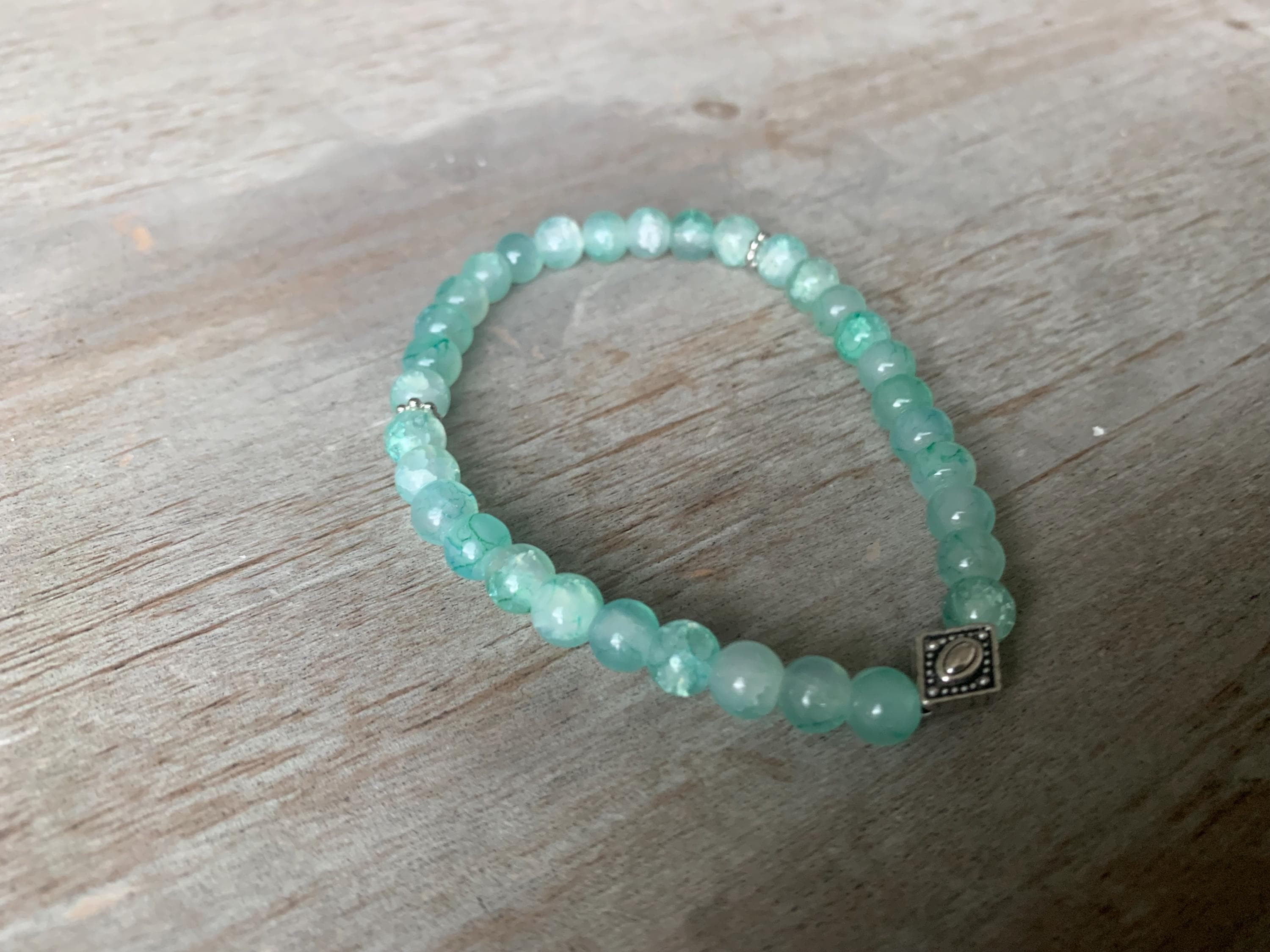 Light Teal Cracked Glass Bead Tasbih Bracelet (33 Beads) - image 3