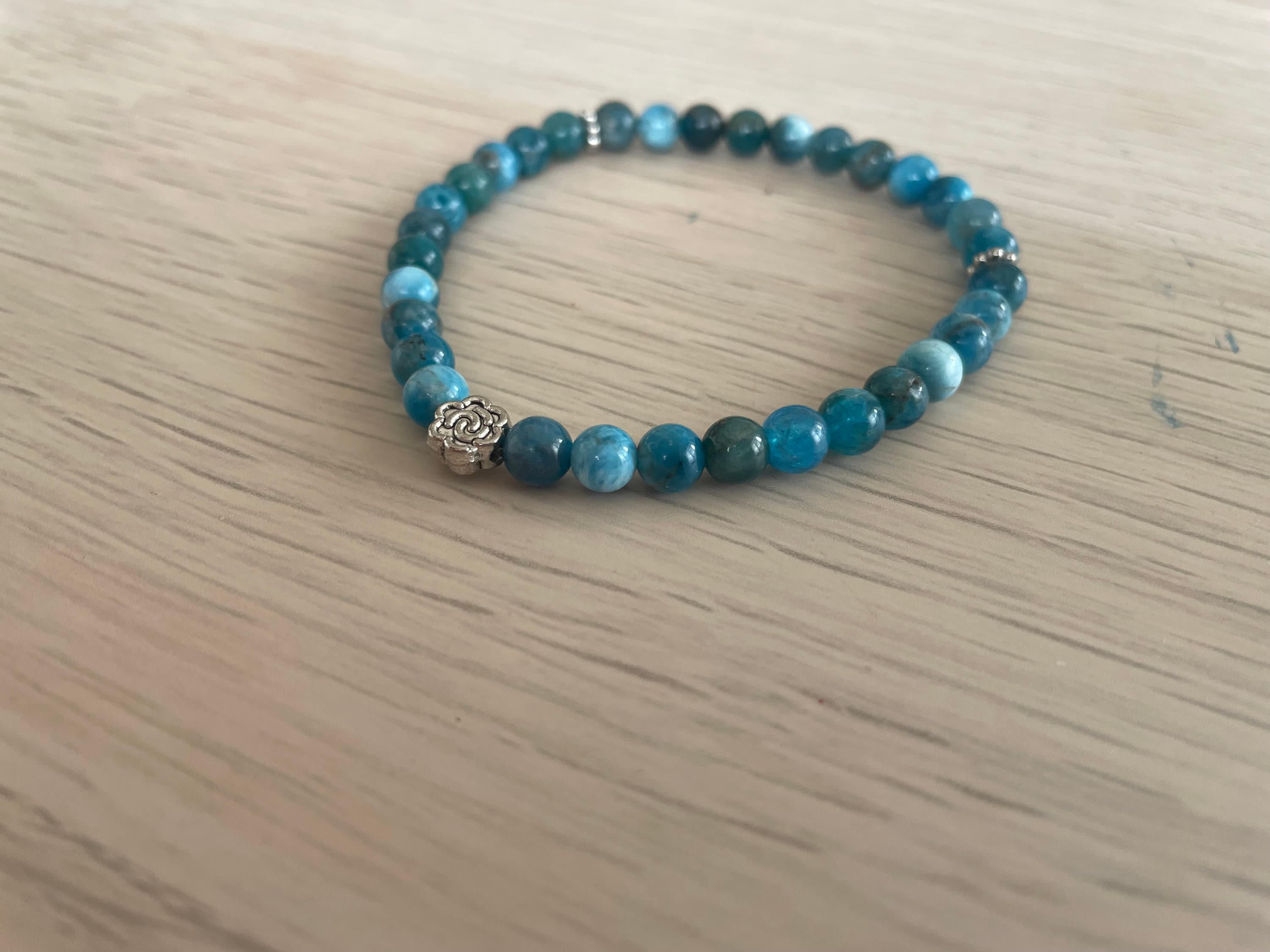 Apatite Tasbih Bracelet (33 Beads) - image 3
