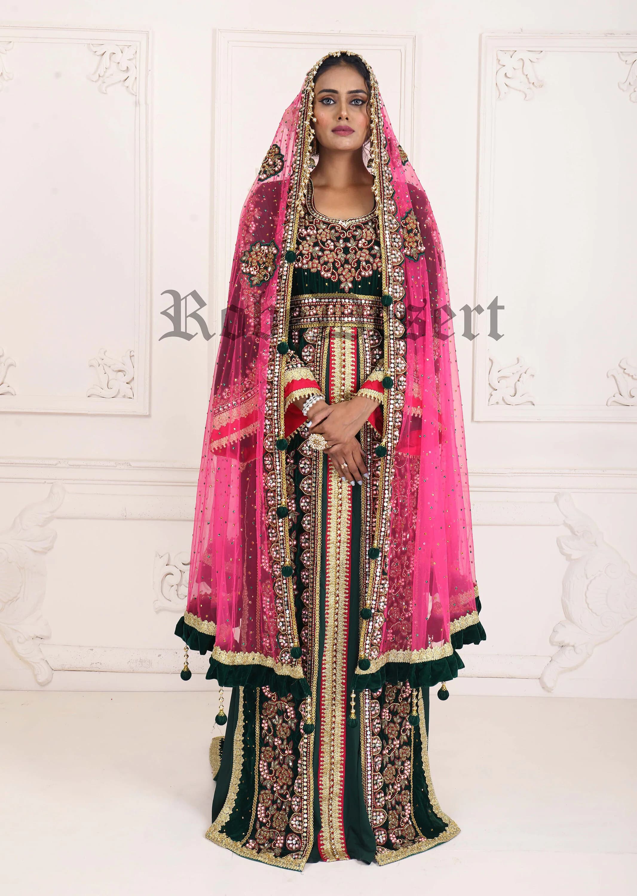 Dark Green Moroccan Wedding Kaftan: Elegant Islamic Dubai Dress