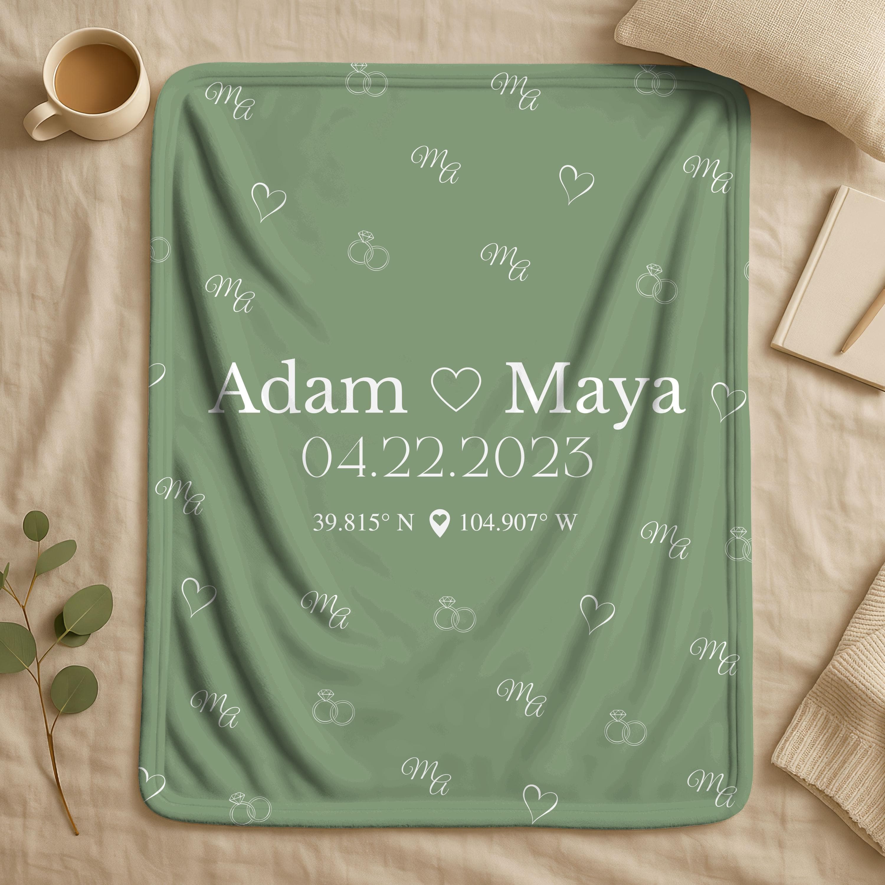 Custom Anniversary Blanket – Names & Date, Arabic English - image 4