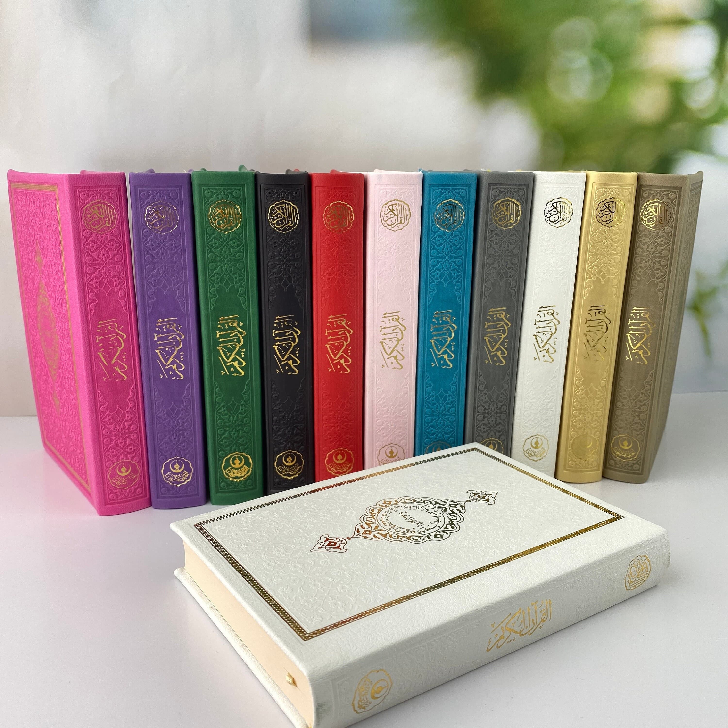 quran gift	ramadan gift	arabic quran	medium size quran	muslim gift	cold pressed quran	quran for her	quran arabic	Koran gift set	religious book	quran book	Mothers Day Gift	Mom's Gift