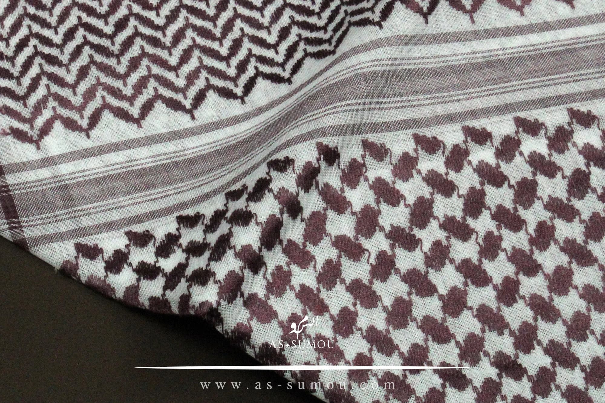 Rare Premium Maroon and White Saudi Shemagh Classic Scarf LightWeight Easy To Wear Keffiyeh Imamah Ghutra - image 2
