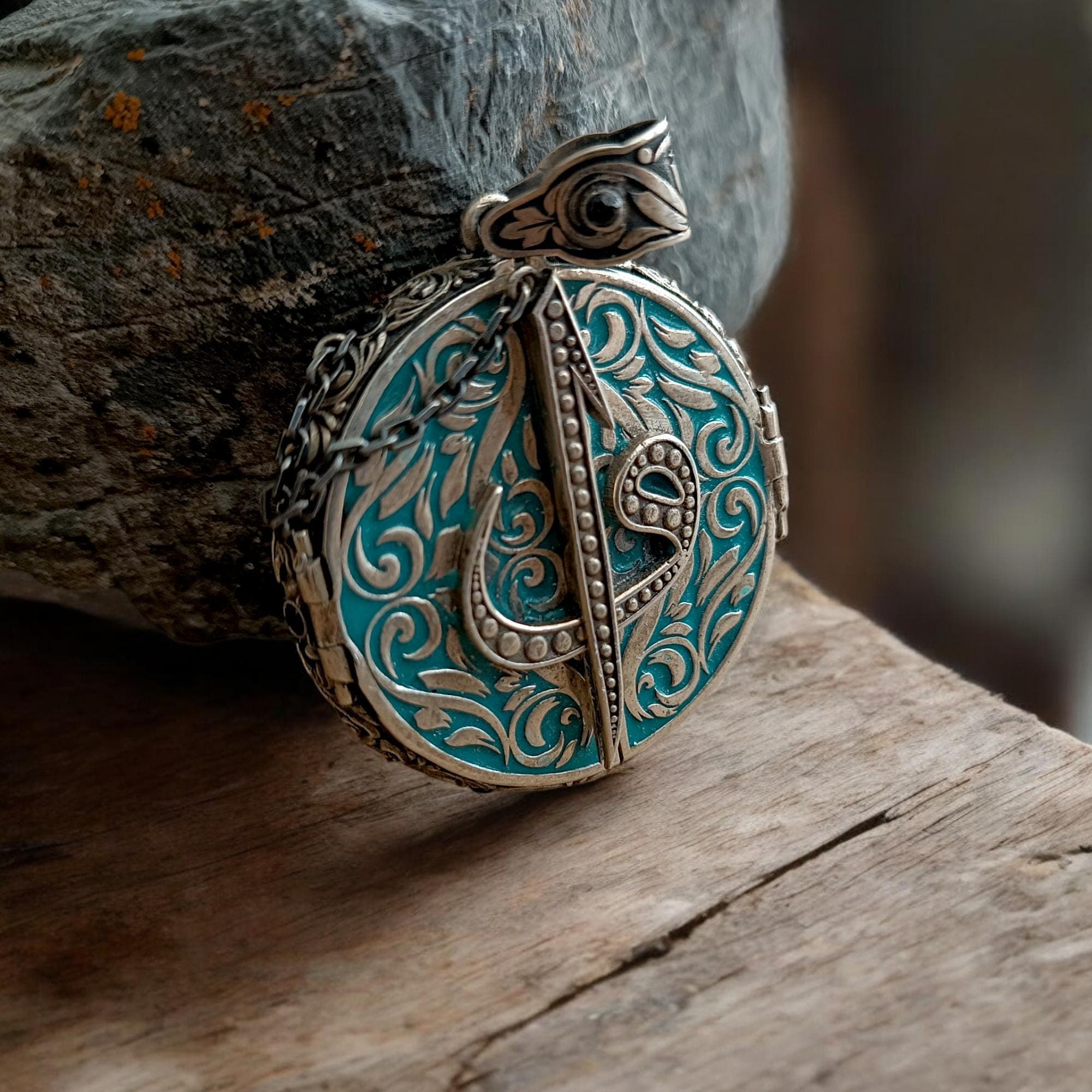 Family Tree Locket, Sterling Silver Doule Sided Medallion, Customizable Necklace, Custom Gift for Mom, Unique Father Gift, Gift for Husband