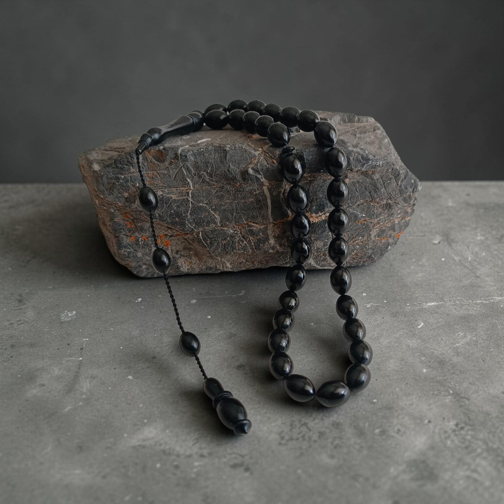 Bakelite Catalin Prayer Beads, Black Tasbih 33