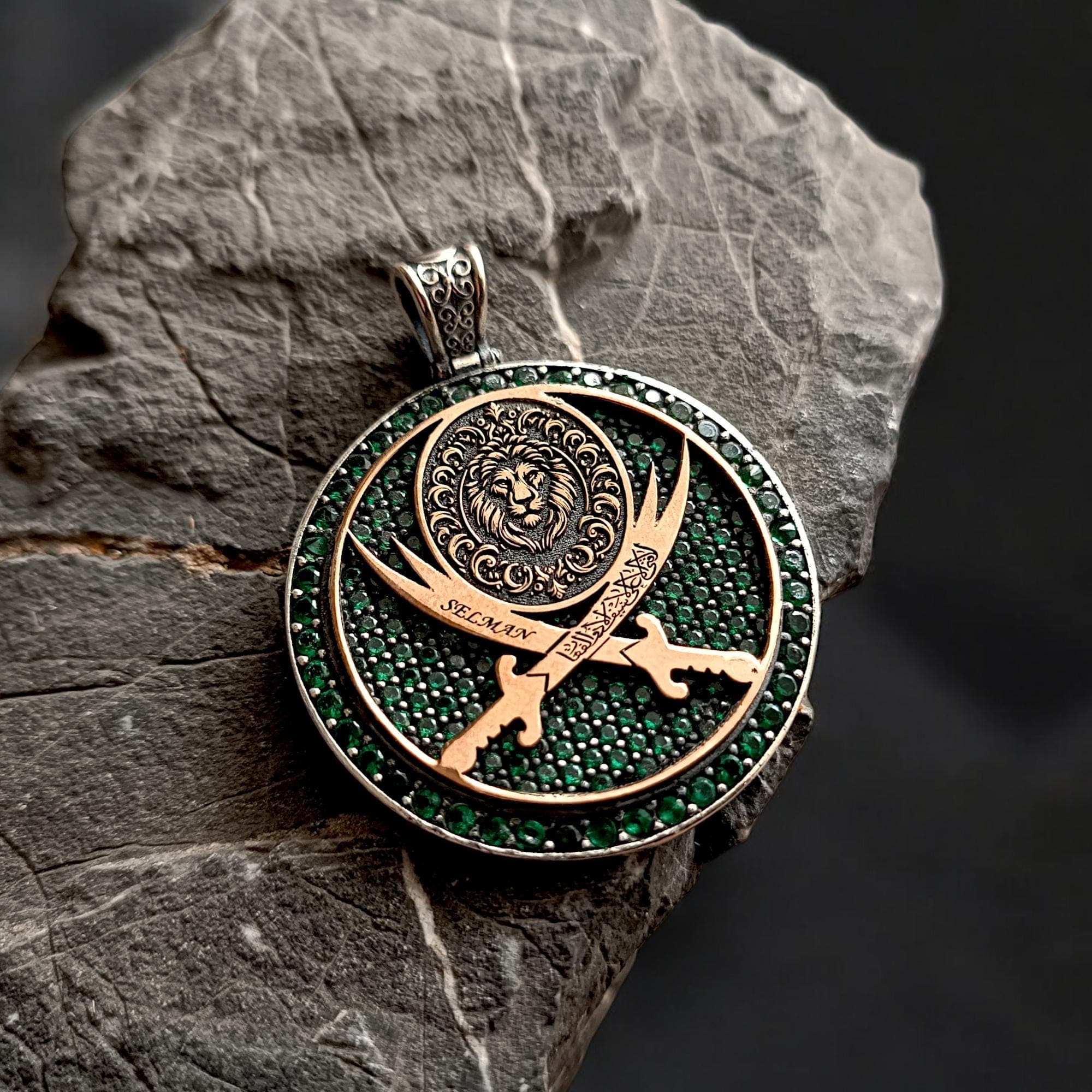 Green Zircon Inlaid 925 Sterling Silver Name Necklace, Silver Medallion, Customizable Medallion, Engraved Necklace, Custom Men Jewelry