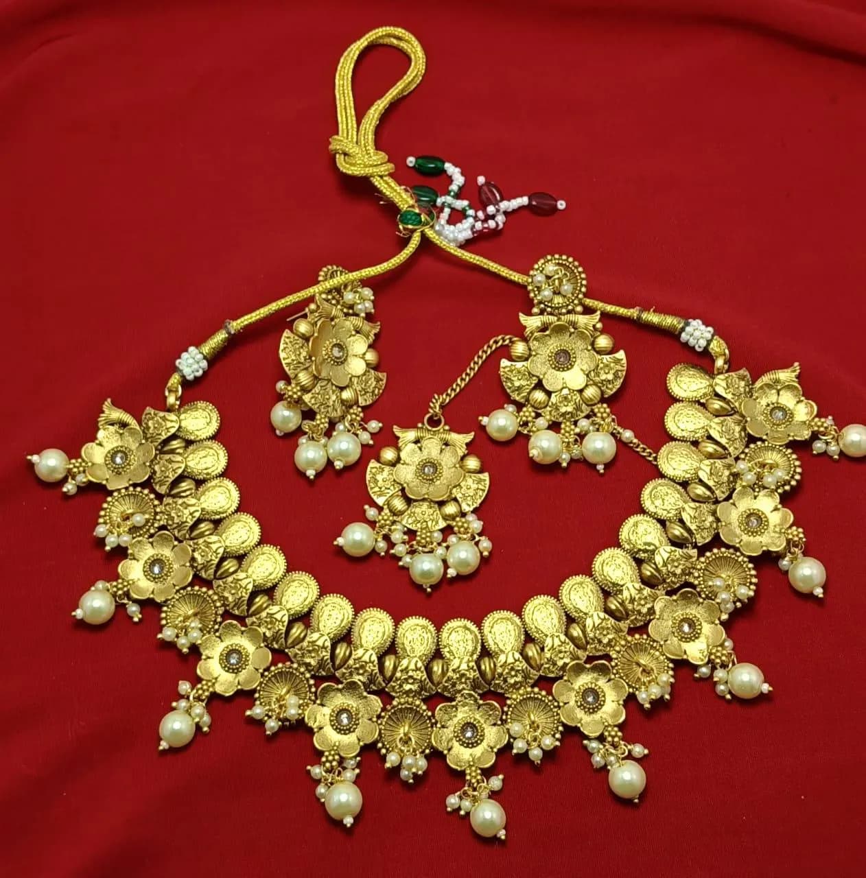 Rajwadi necklace/Choker set in floral design for wedding/engagement and party jewelry set
