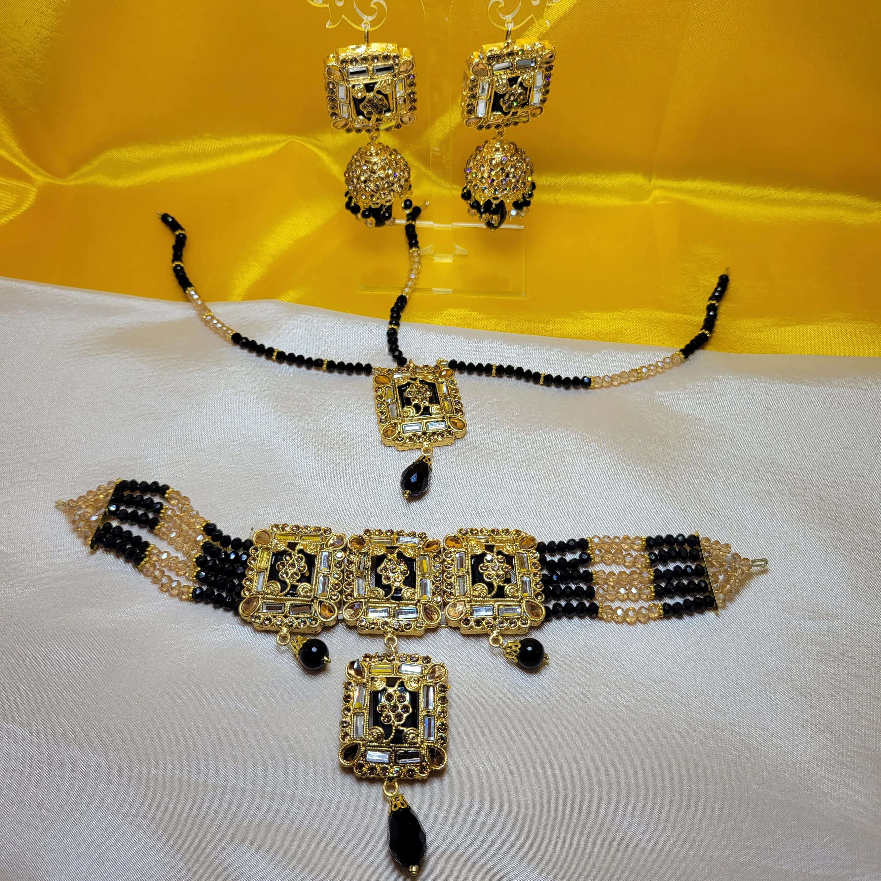 Indian Crystal Bead Choker Set with Jhumki and Maang Tikka