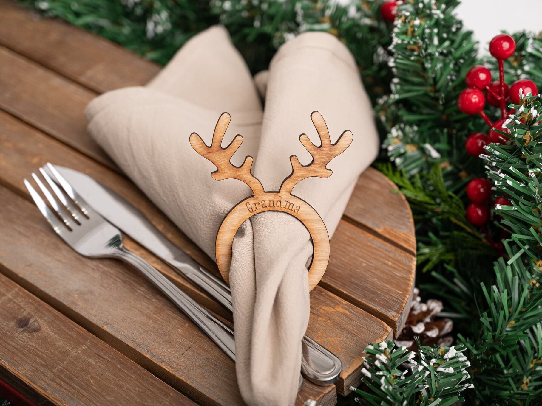 Reindeer Christmas Dinner Napkin Rings/Place Names - Wooden Personalised Table Decor - Boujee Xmas  - Special Touch - Table Settings