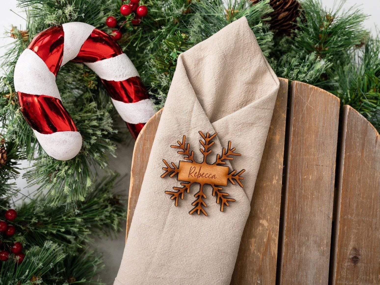 Snowflake Christmas Dinner Place Names/Gift Tag - Wooden Personalised Table Decor - Boujee Xmas Present Tags - Special Touch