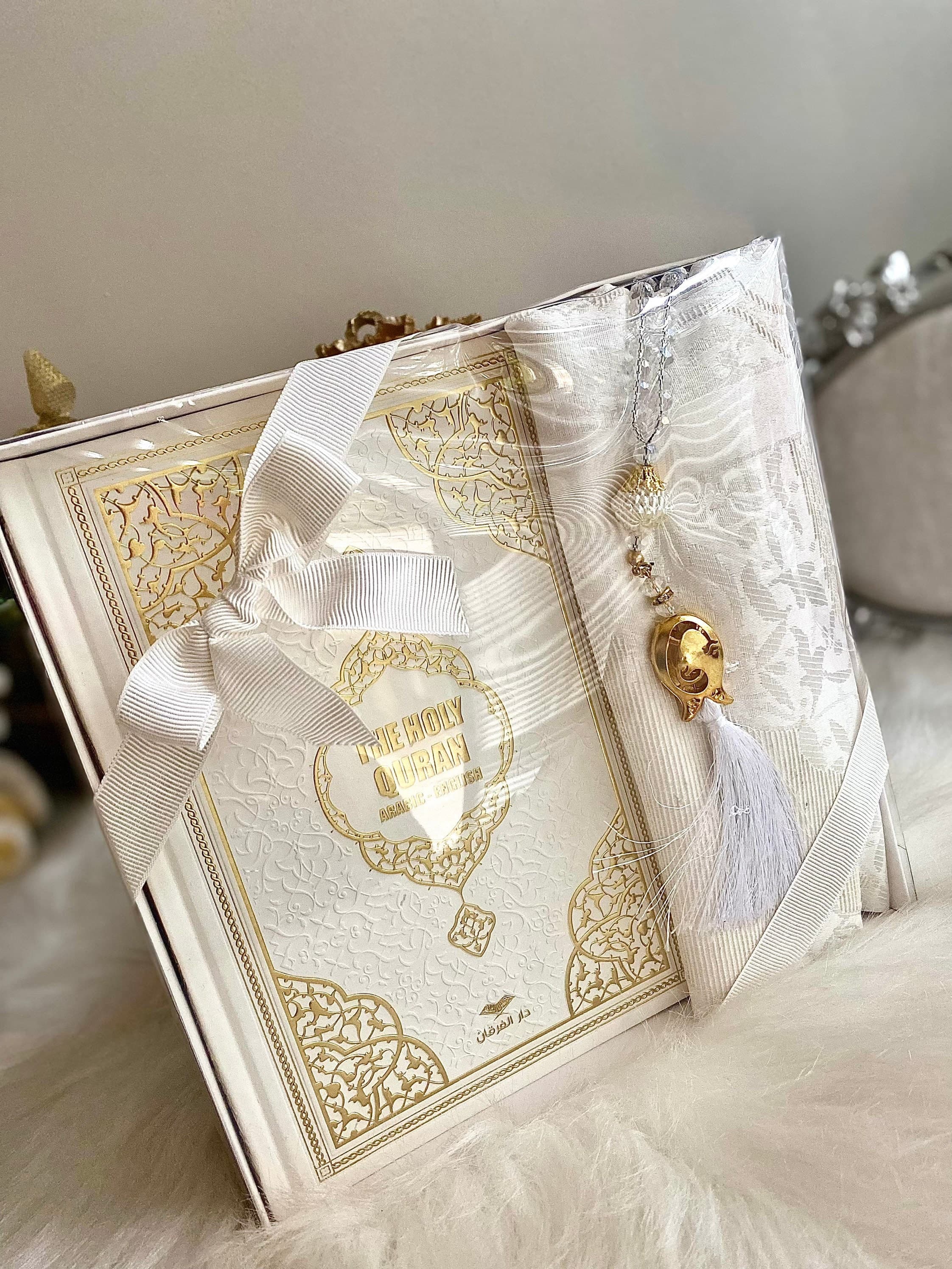 White English Quran, Ramadan Kareem Gift, Muslim Gift, Islamic Gift, English Leather Pink Quran, Prayer Rug, Tasbih, Eid-ul Fitr Gift - image 3