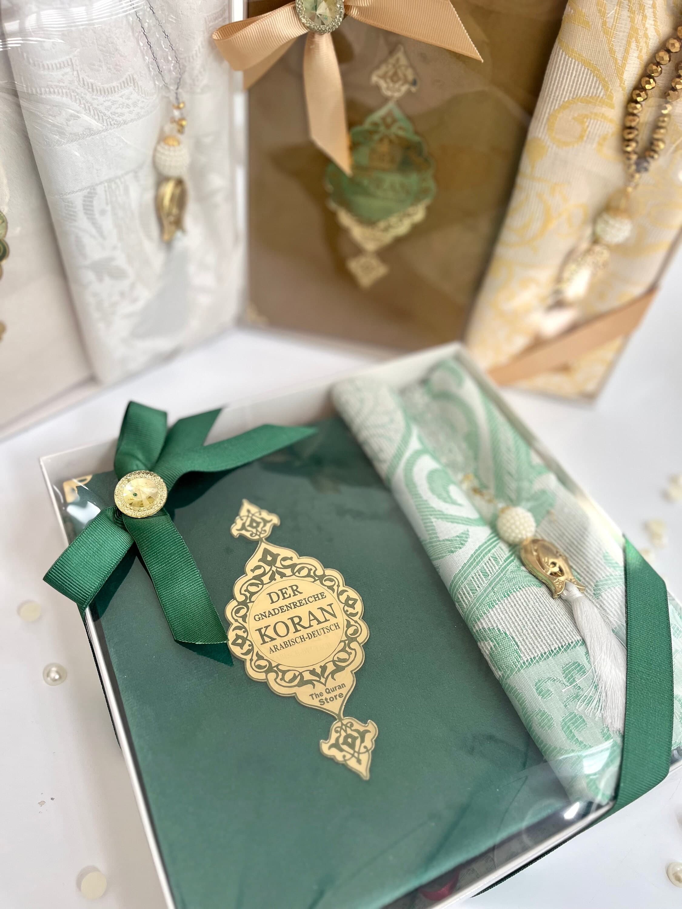 Gold German Quran, Hajj Gift, Eid Gift, Deutch Quran Set and Pearl Tasbih, German Translation Quran, DhikrBeads, German Quran Gift
