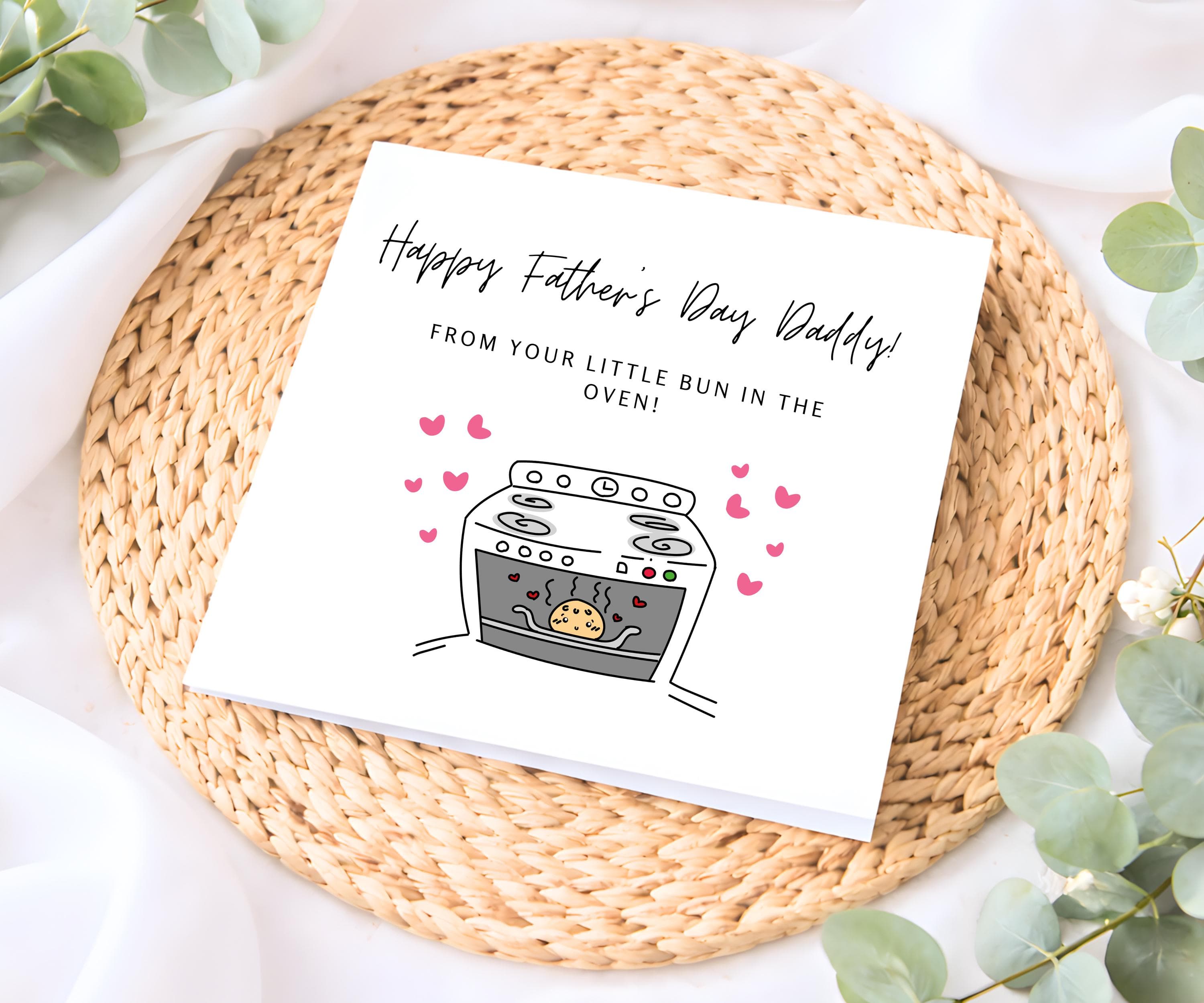 Father's Day Card From The Bump: Expecting Dad Gift, Bun in the Oven, 1st Father’s Day Card for Dad to Be Gift, Cute Pregnancy Announcement