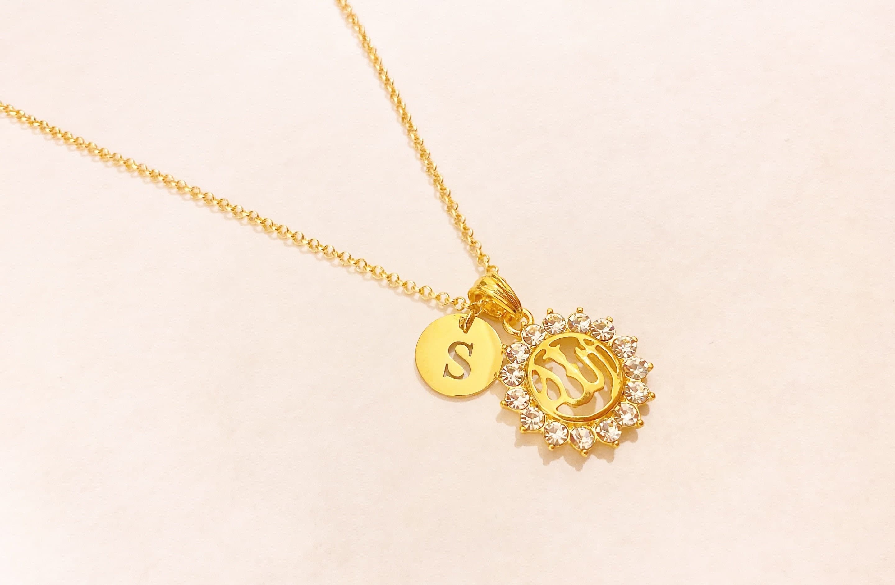 Allah necklace with personalized initial - image 3
