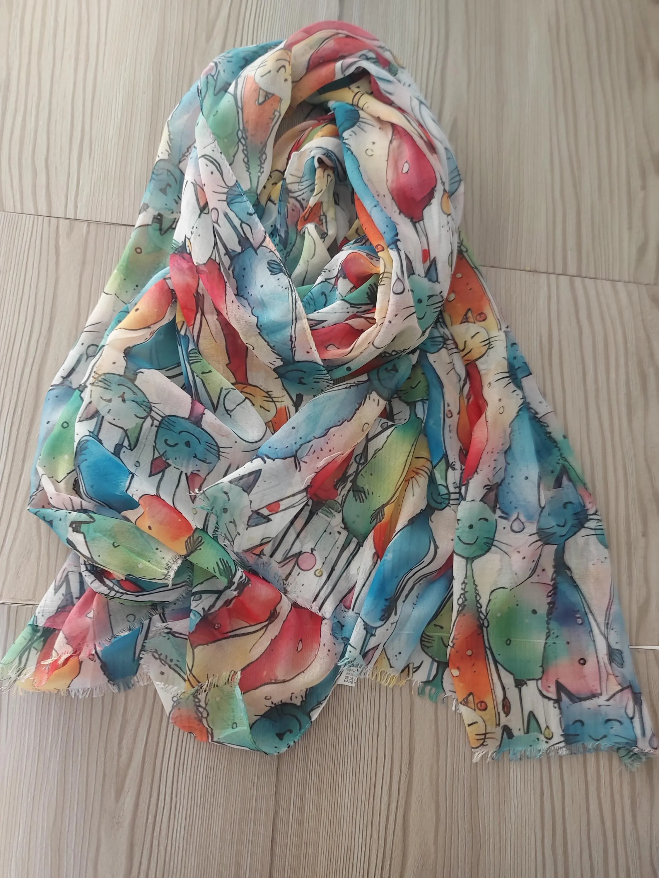 Soft Cute Cat Print %50 Cotton Scarf,Sensitive Skin Neckerchief, Cozy Animal Lovers Accessory, Unique Cat Lover Gift, Women Fashion Wrap