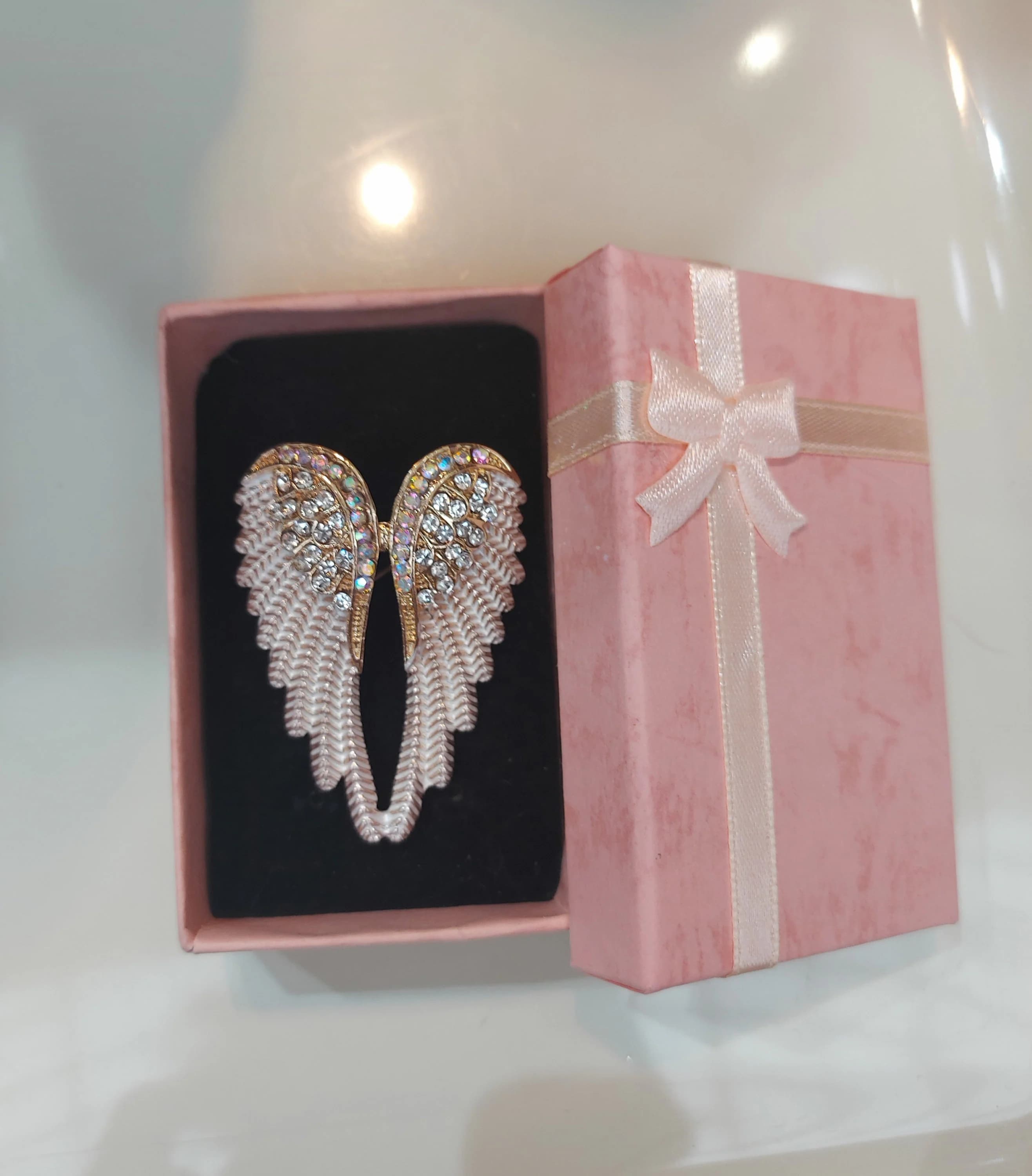 Angel WINGS Faux Diamante Pin,Birthday Present,Gold Silver Crystal Breastpin,Chic Rhinestone Fancy Brooch,Sparkly Gift-Pendant,Gift for Her