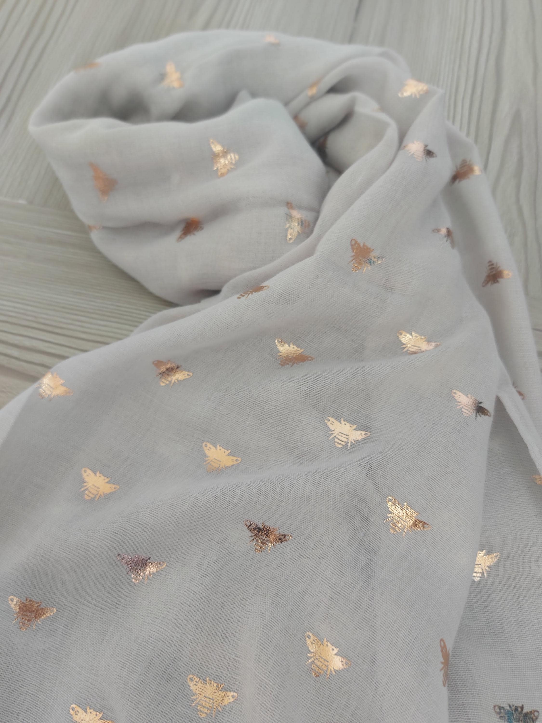 Bee Pattern Gold Print SCARF, Special Gift Scarf for Friend, Daily Use Glitter Gold Bumble Honey Bee Shoulder Wrap ,Mother-Sister