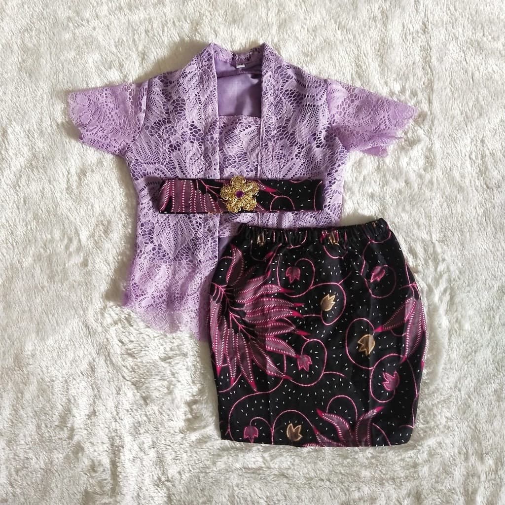 LACE KUTUBARU 0- 2.5years baby Kebaya, Baby kebaya sets SHORT batik  skirts, baby Kebaya sets batik skirts - image 3