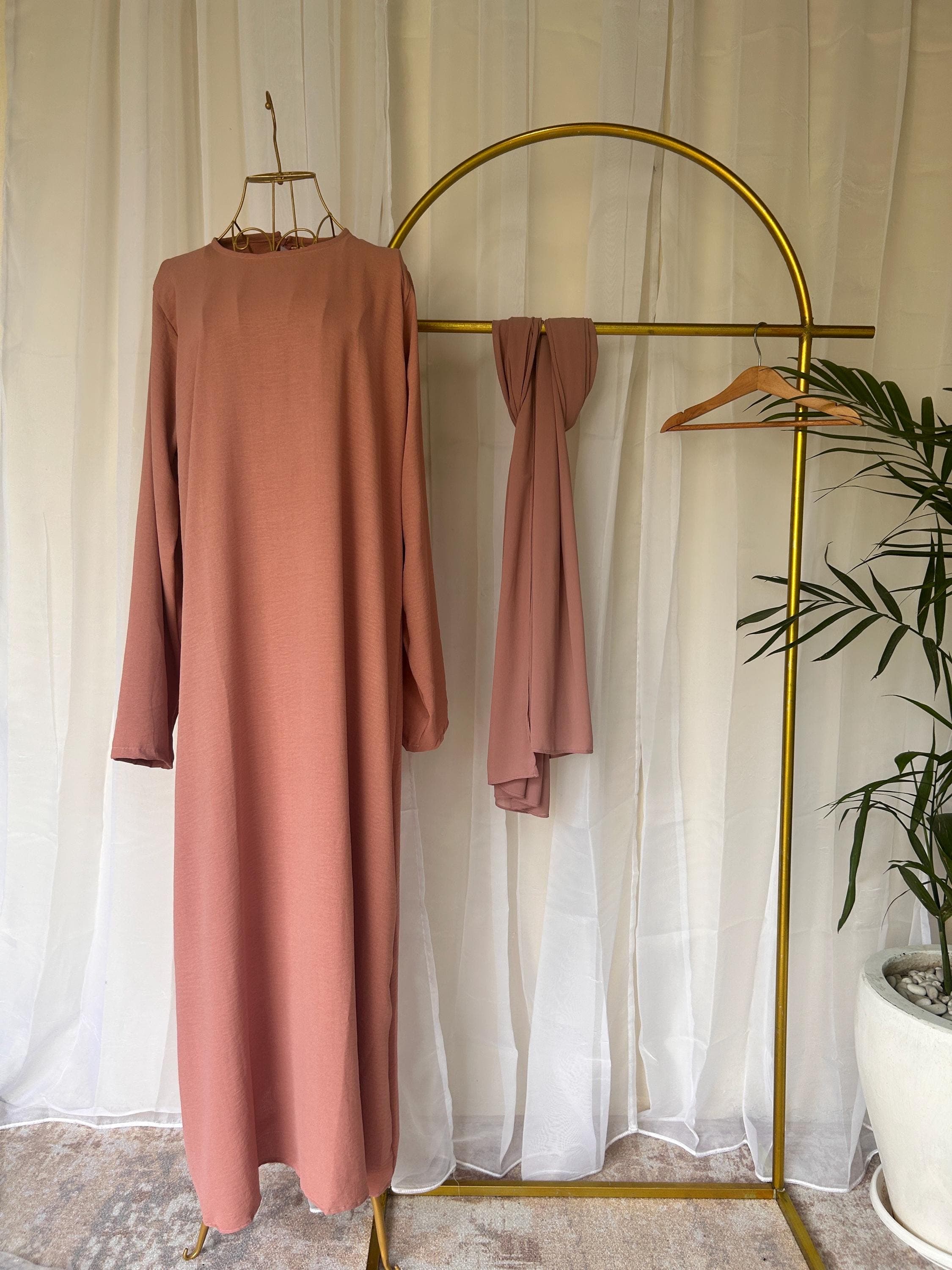 Raina Ramadan Elegant Modest Mommy and Me Dress Set with Pashmina Hijab Dusty Pink - image 4