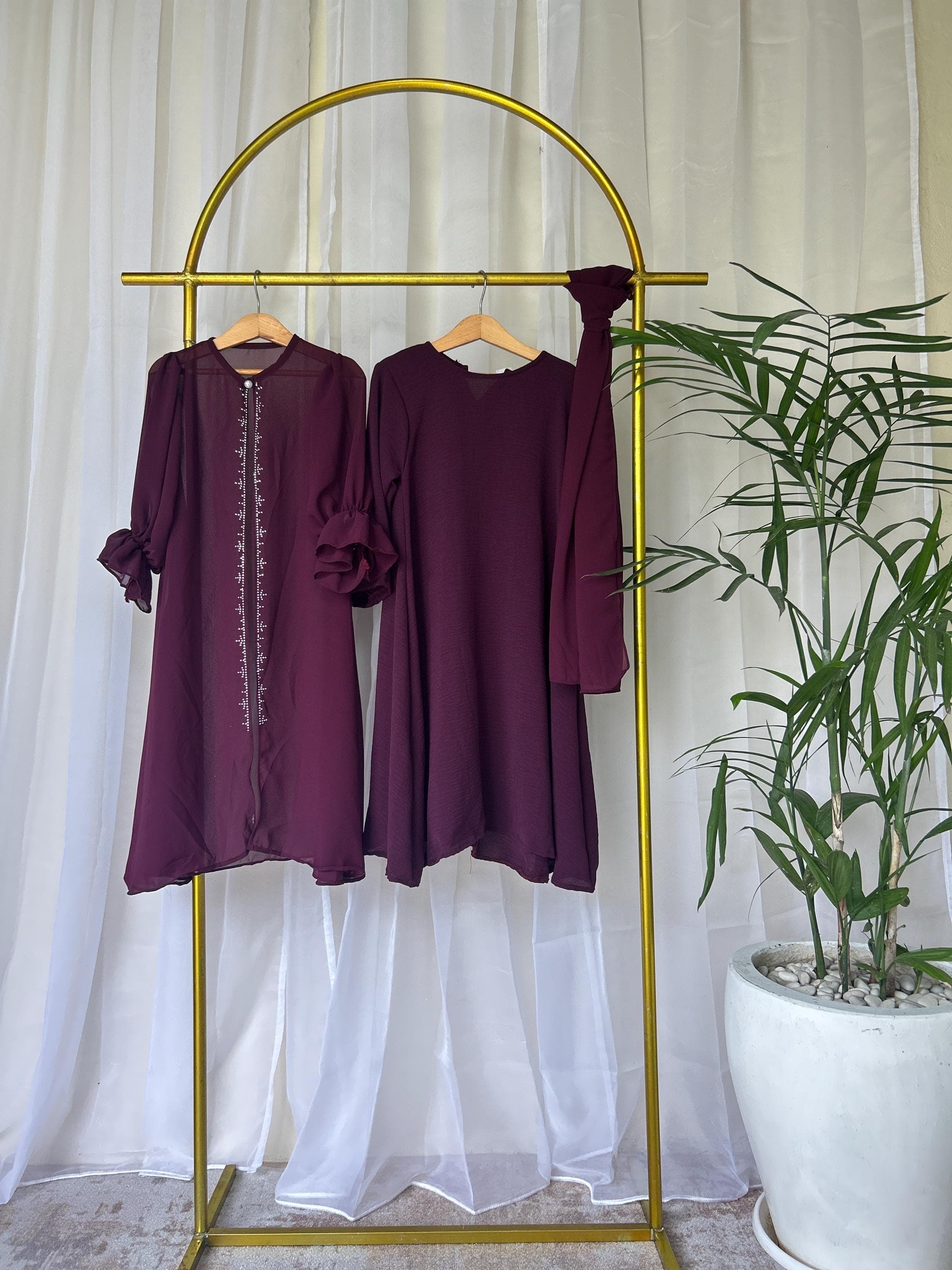 Raina Ramadan Mommy and Me Modest Dress Set Burgundy - image 5