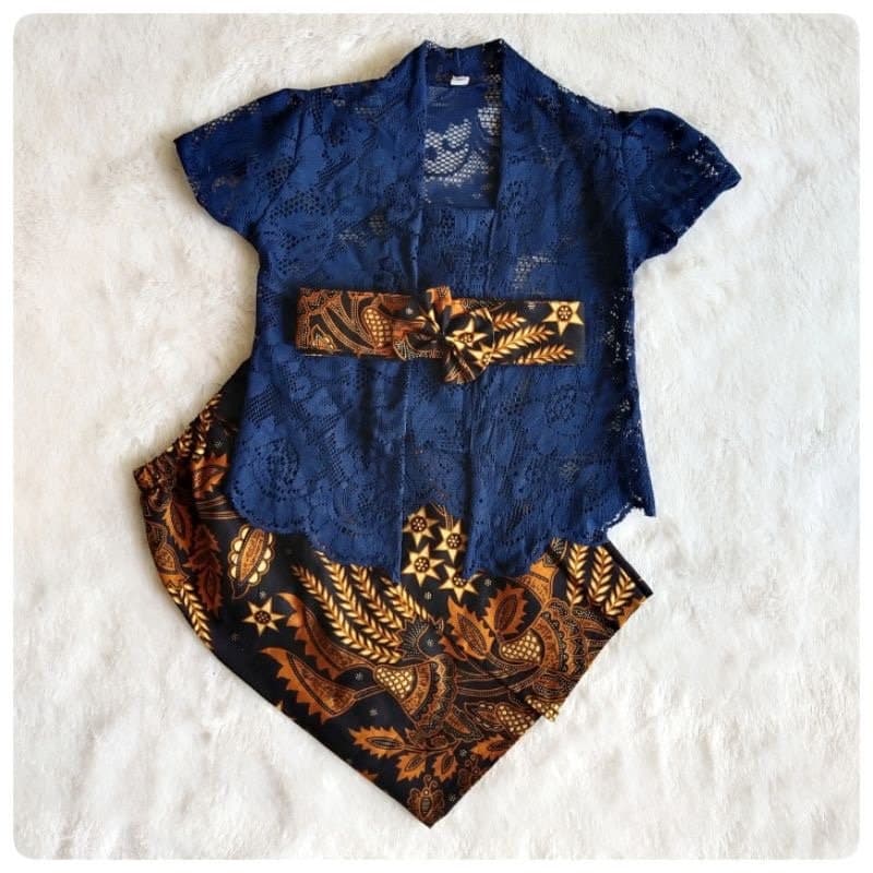 LACE KUTUBARU 0- 2.5years baby Kebaya, Baby kebaya sets LONG batik  skirts, baby Kebaya sets batik skirts - image 3
