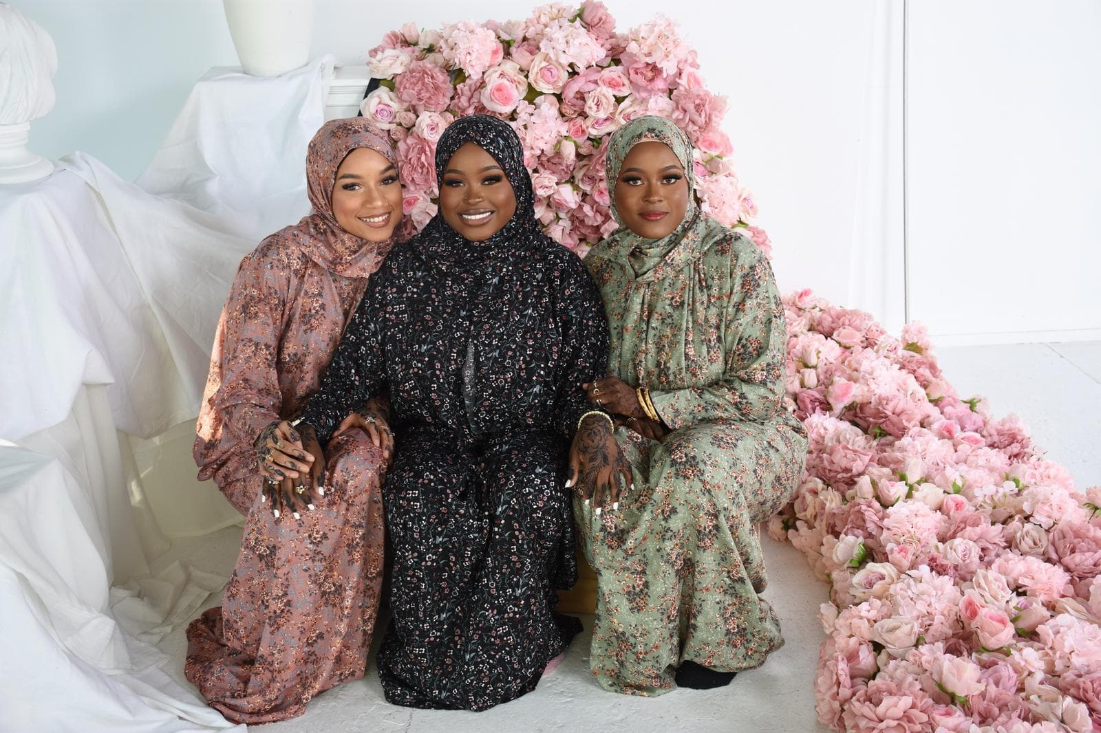 Floral Prayer Dress with Attached Hijab – Lightweight Muslim Outfit - image 4