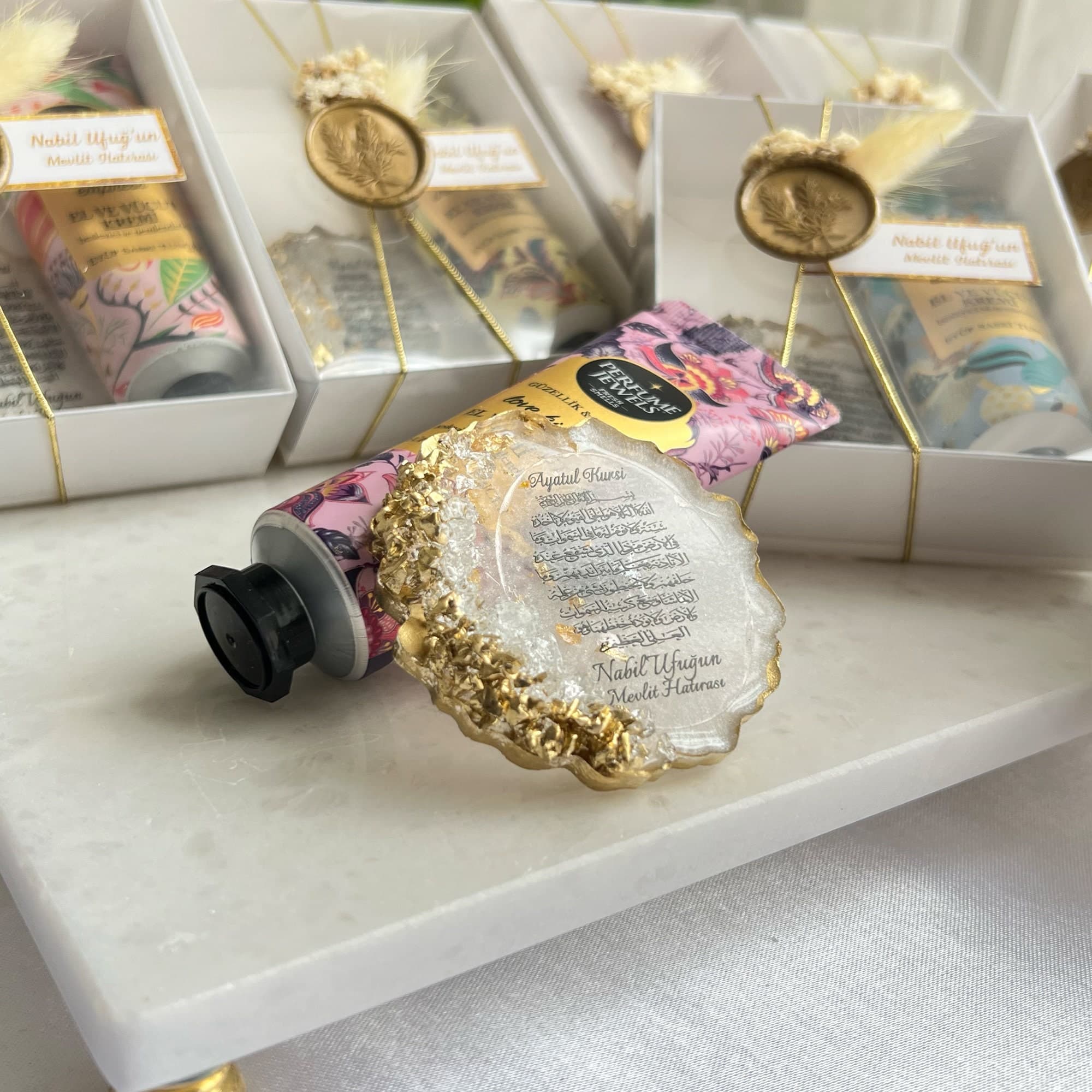 Rustic Wedding Favor: Epoxy Magnet Hand Cream Gift Set - image 5