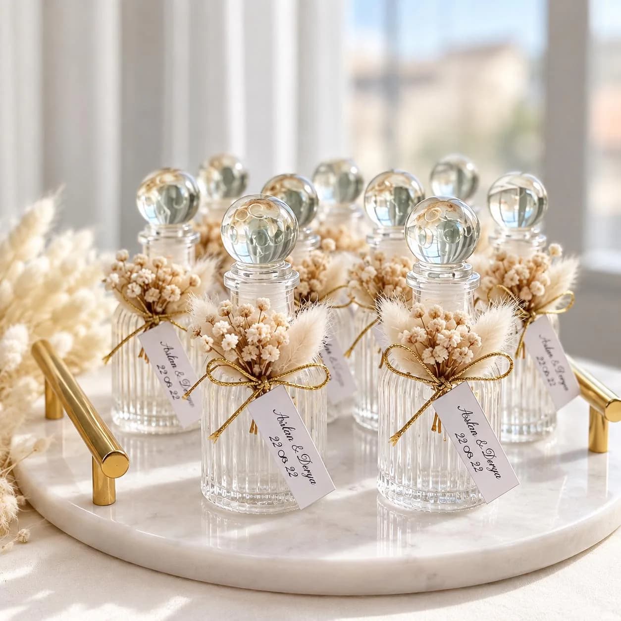 Personalized Glass Perfume Bottle Wedding Favor, Dried Flower Guest Gift