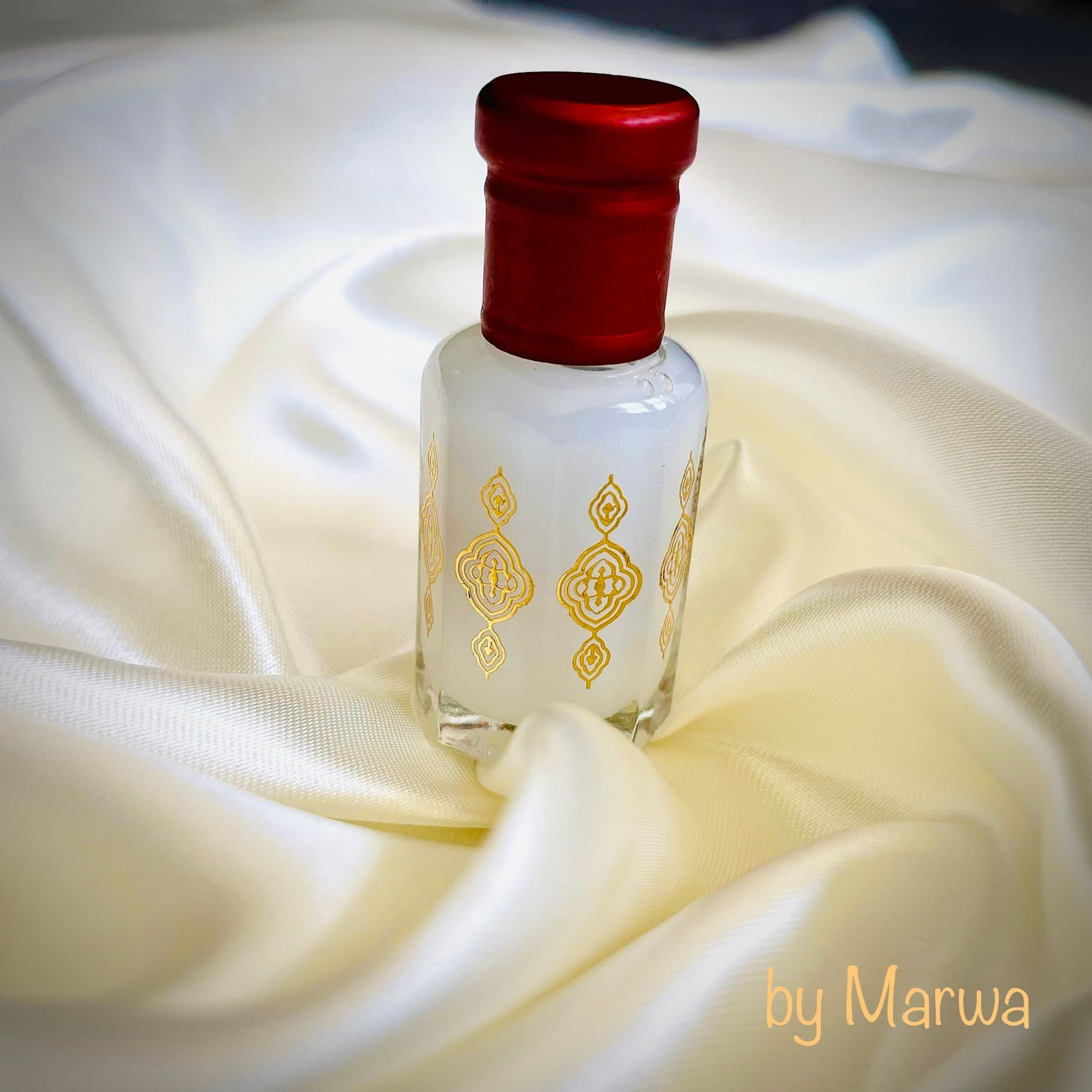White Musk Tahara Perfume Oil – Alcohol-Free Unisex Musk Attar, Long-Lasting Vegan Halal Arabic Fragrance - image 4