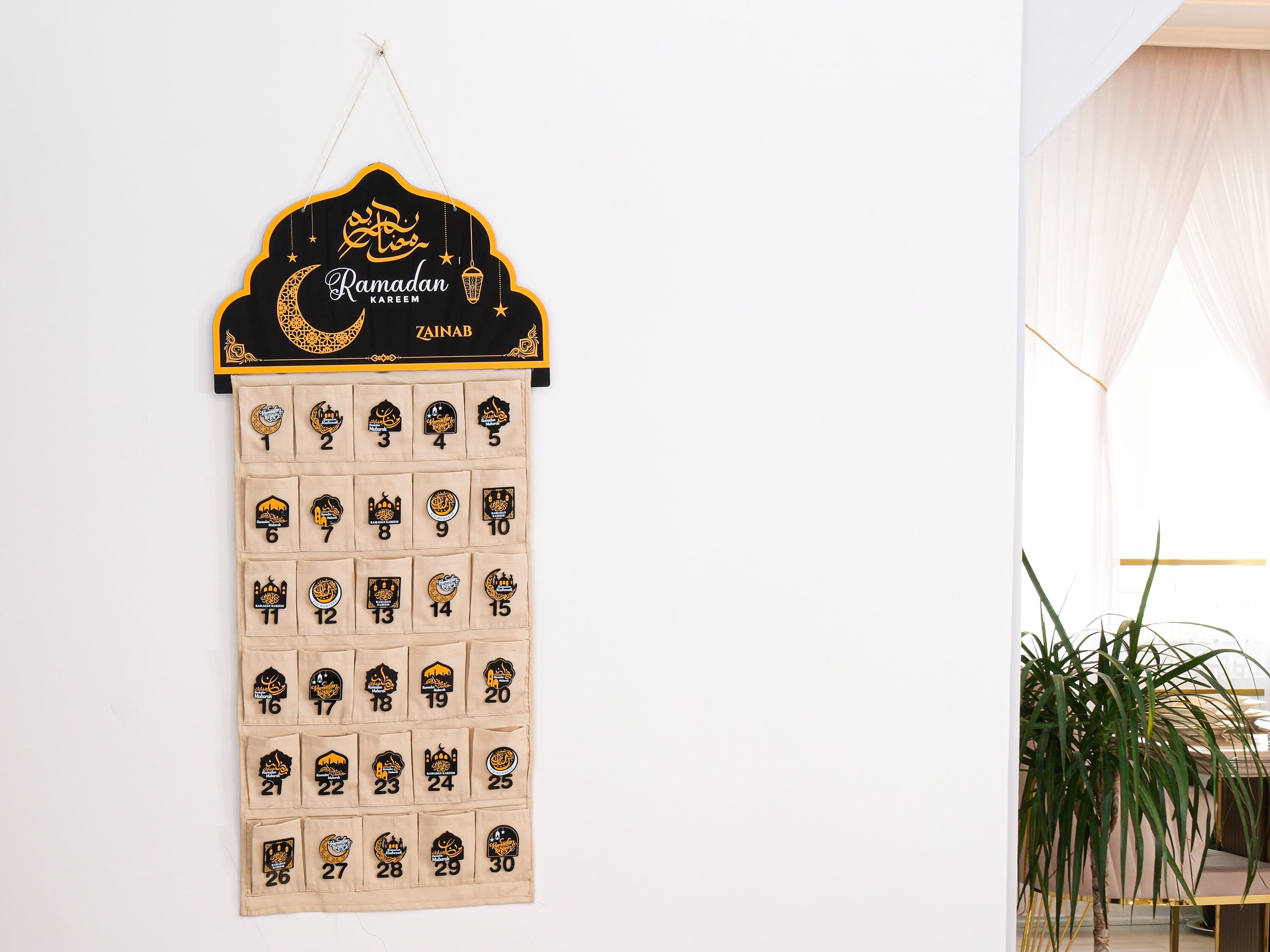 Personalized Fabric Canvas Ramadan Advent Calendar Countdown | Day of Ramadan Till Eid | Ramadan Kareem Eid Mubarak Home Décor | Gift Pocket