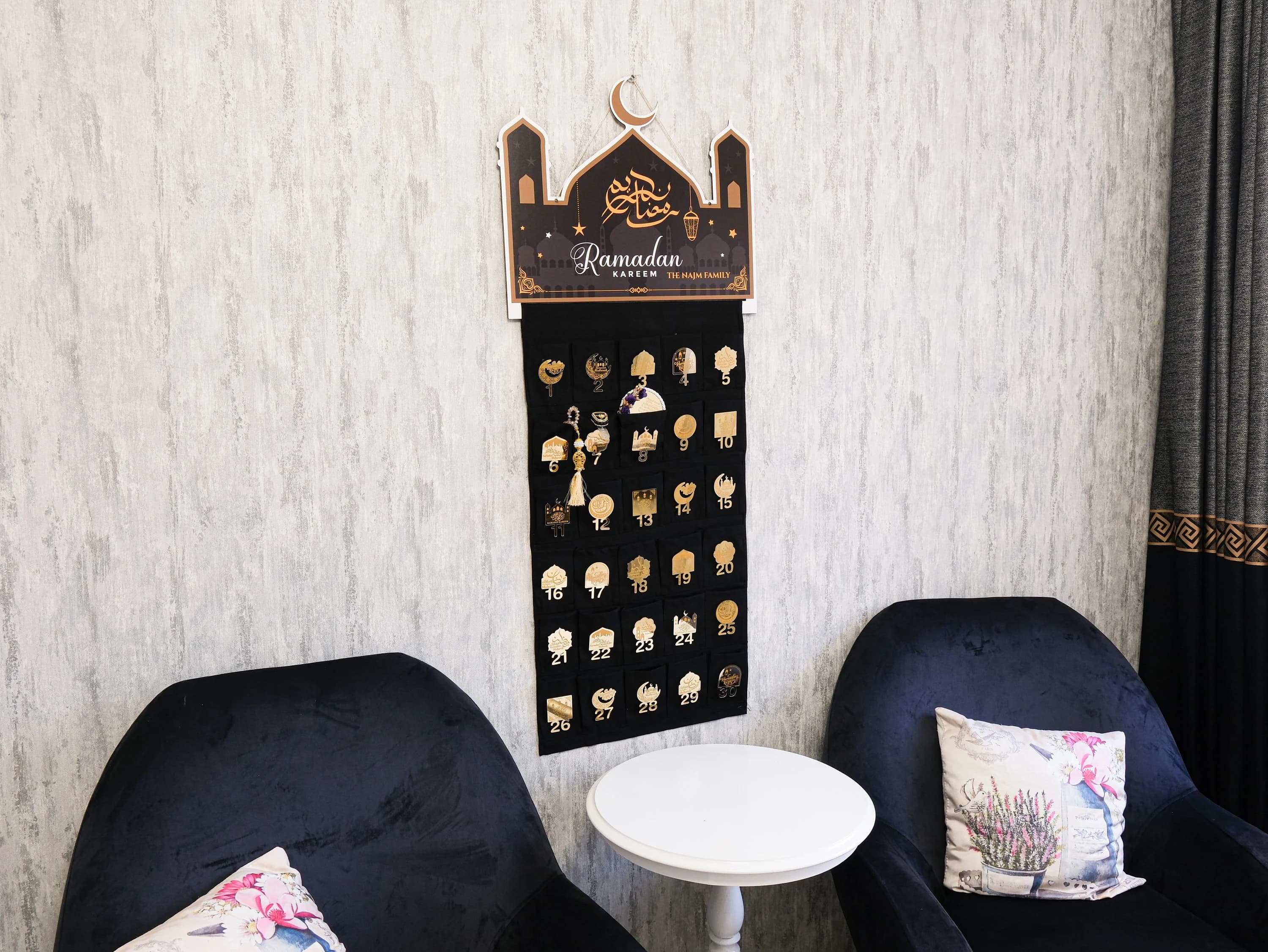 Personalized Fabric Canvas Ramadan Advent Calendar Countdown | Day of Ramadan Till Eid | Ramadan Kareem Eid Mubarak Home Décor | Gift Pocket - image 2