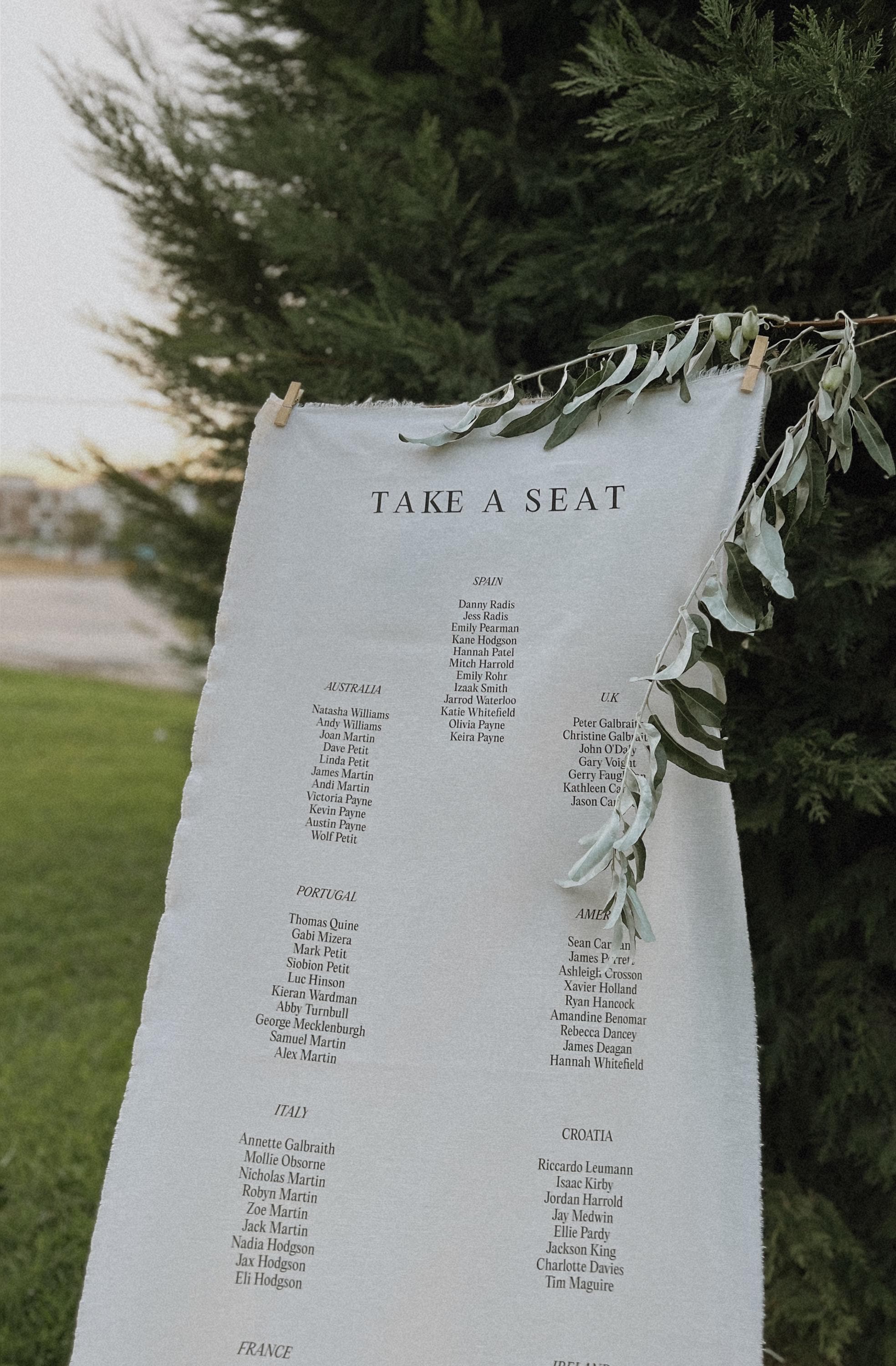 Personalised Wedding Seating Chart Sign, Linen Fabric Wedding Seating Chart, Fabric Wedding Table Plan, Fabric Sign - image 4