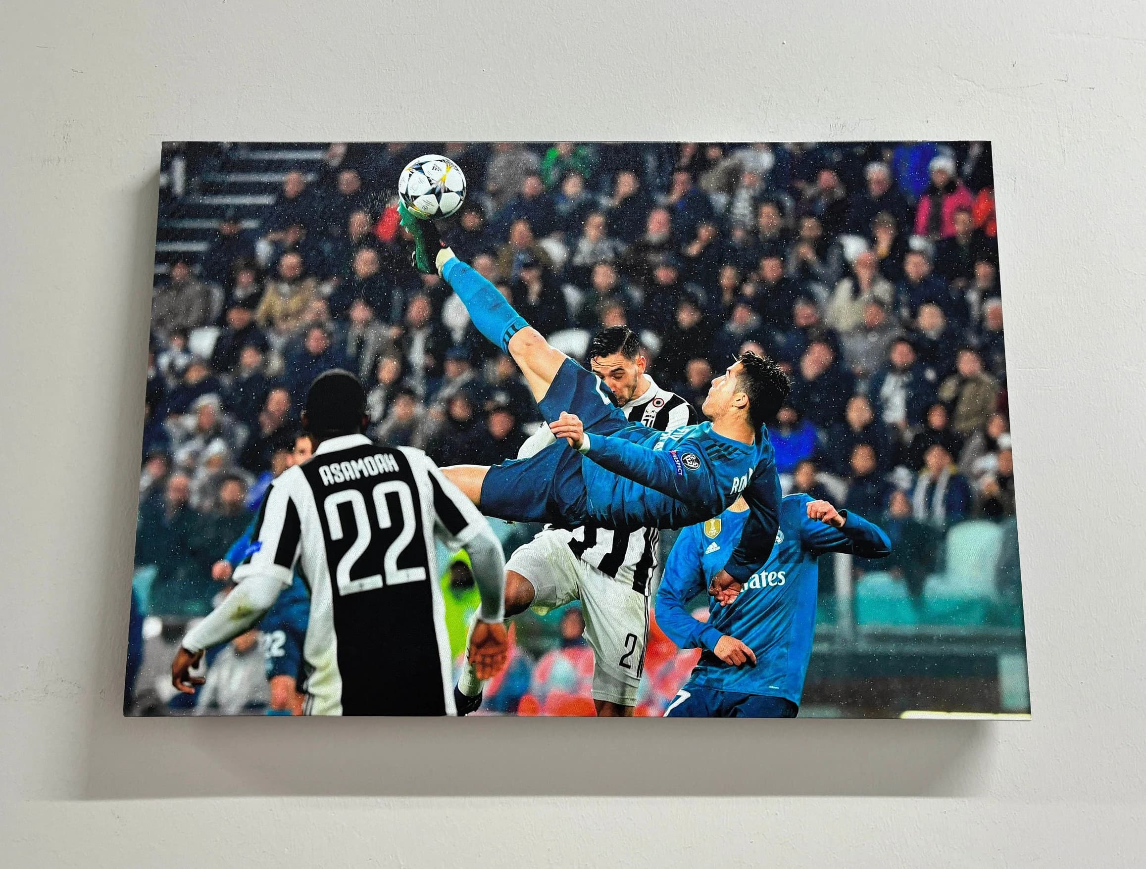 Living Room Wall Art, Home Decor Wall Art, Cristiano Ronaldo, Famous Canvas Print, Trendy Canvas Art, Canvas Wall Art, Soccer Artwork,