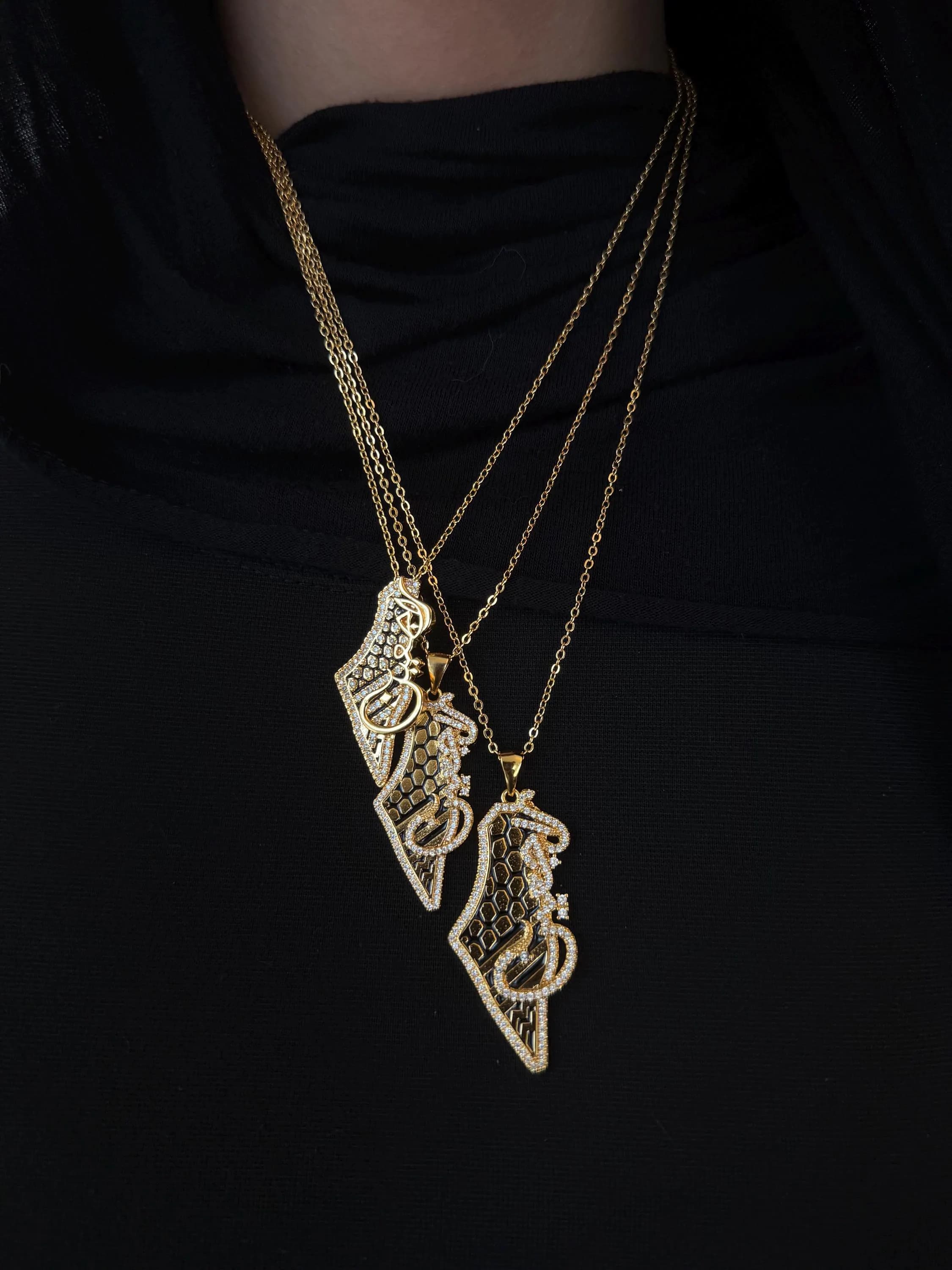 راجعين سنسال We will return Palestiaian Necklace | keffiyeh print pendant necklace with Arabic calligraphy writing | perfect gift idea
