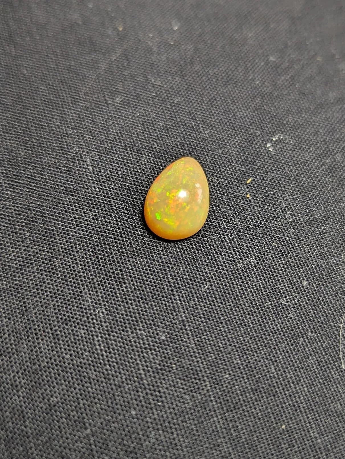 Natural 3.10 cts Ethiopian Opal Gemstone/polished Crystal - image 3