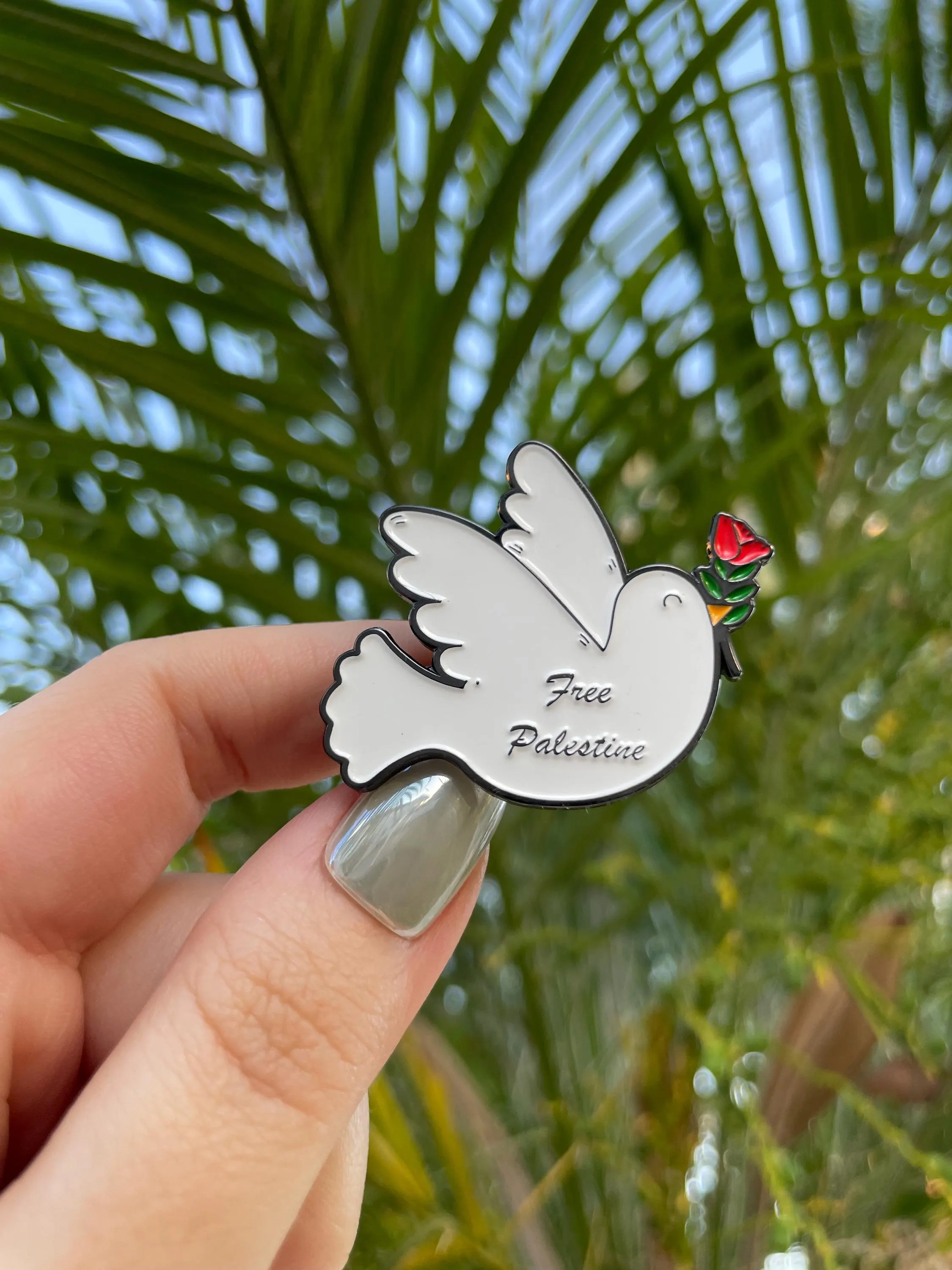 Free Palestine Dove with poppy pin, Free Palestine Pin, Dove pin, Poppy pin, backpack pin, tote bag pin, purse pin, hat pin - image 3