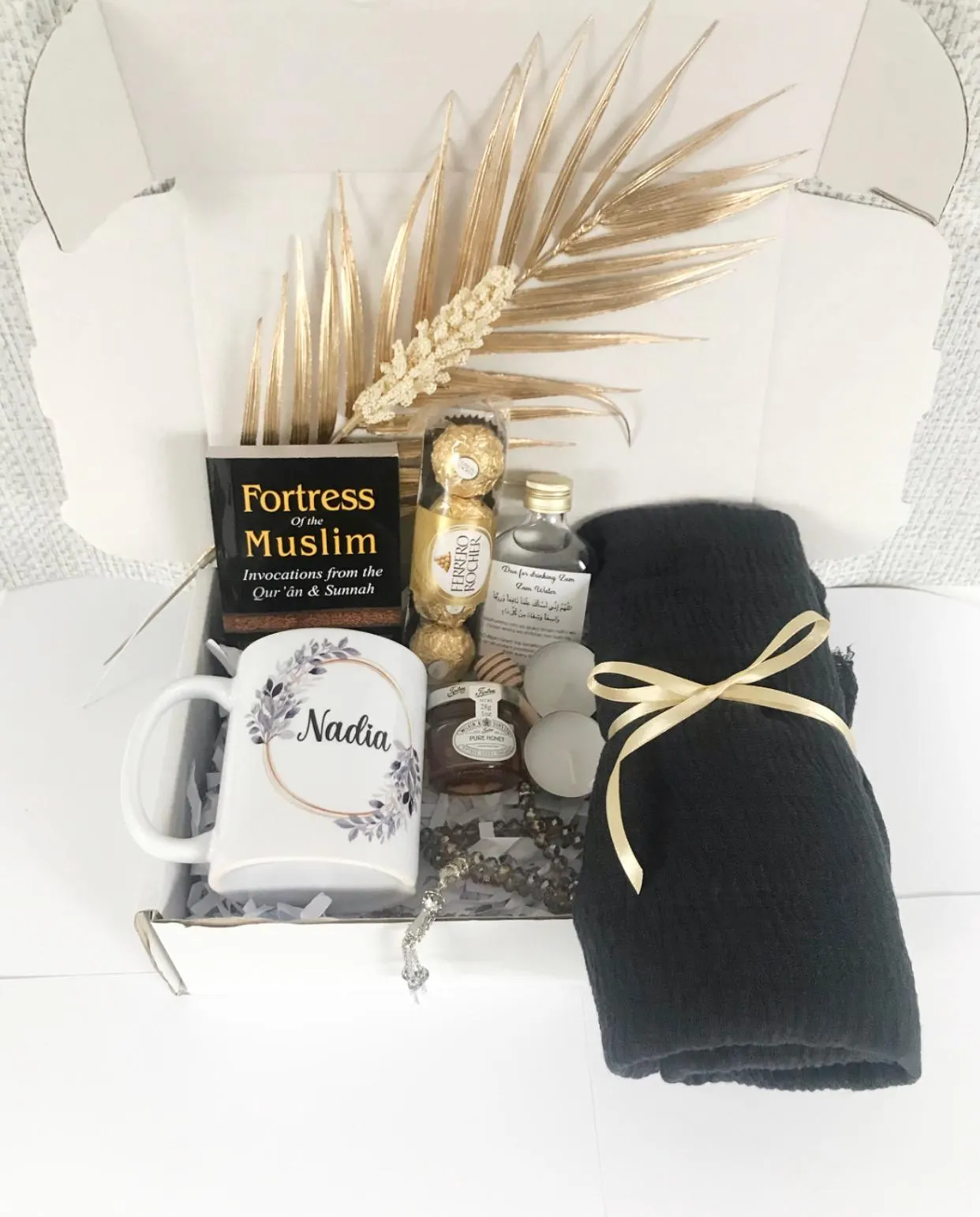 Luxury Ramadan Eid Hijab Hamper Islamic Mum Daughter Sister Friend Eid Wife Gift Revert Modest Hijabi Wedding Engagement Zam Zam Dates Nikah - image 3