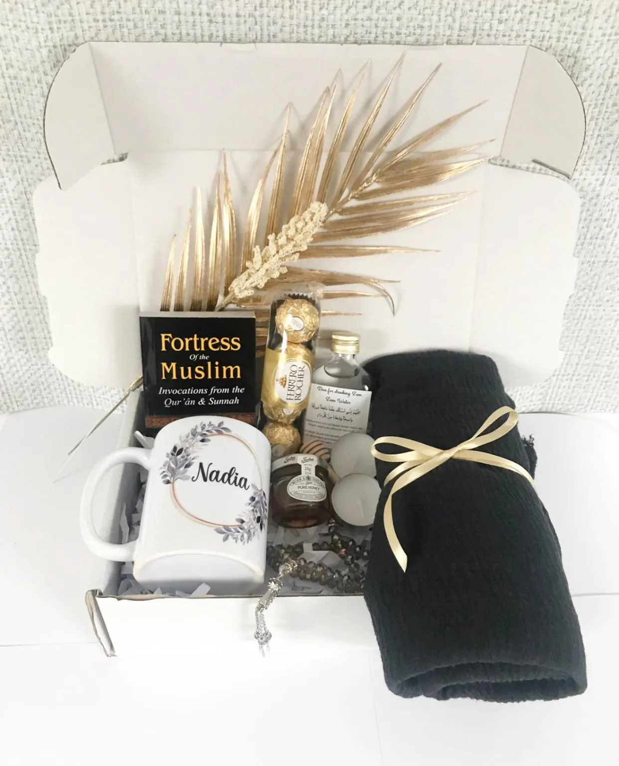 Luxury Ramadan Eid Hijab Hamper Islamic Mum Daughter Sister Friend Eid Wife Gift Revert Modest Hijabi Wedding Engagement Zam Zam Dates Nikah