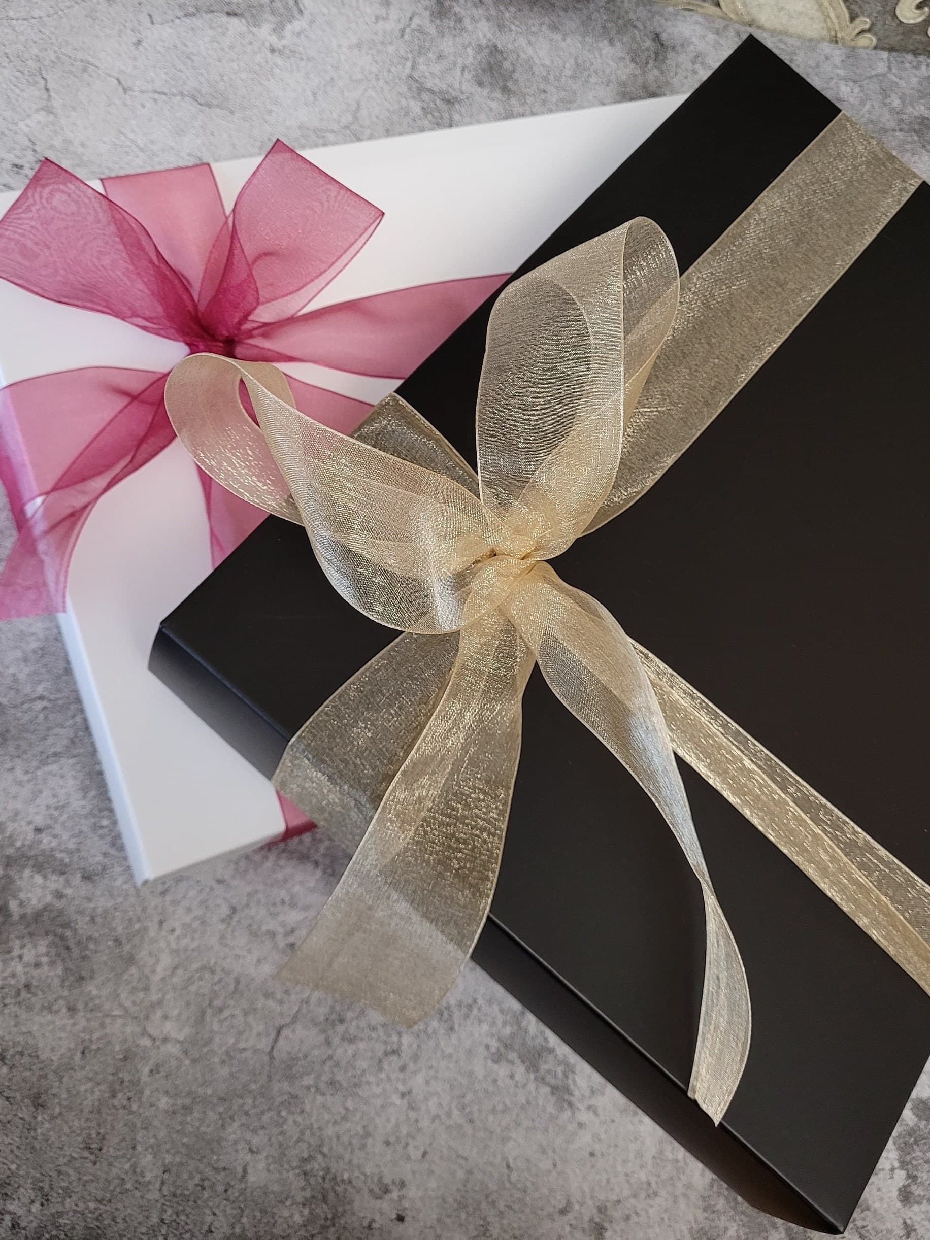 Gift box wrapping, gifts for her, personalised gift for her, hijab, abaya - image 3