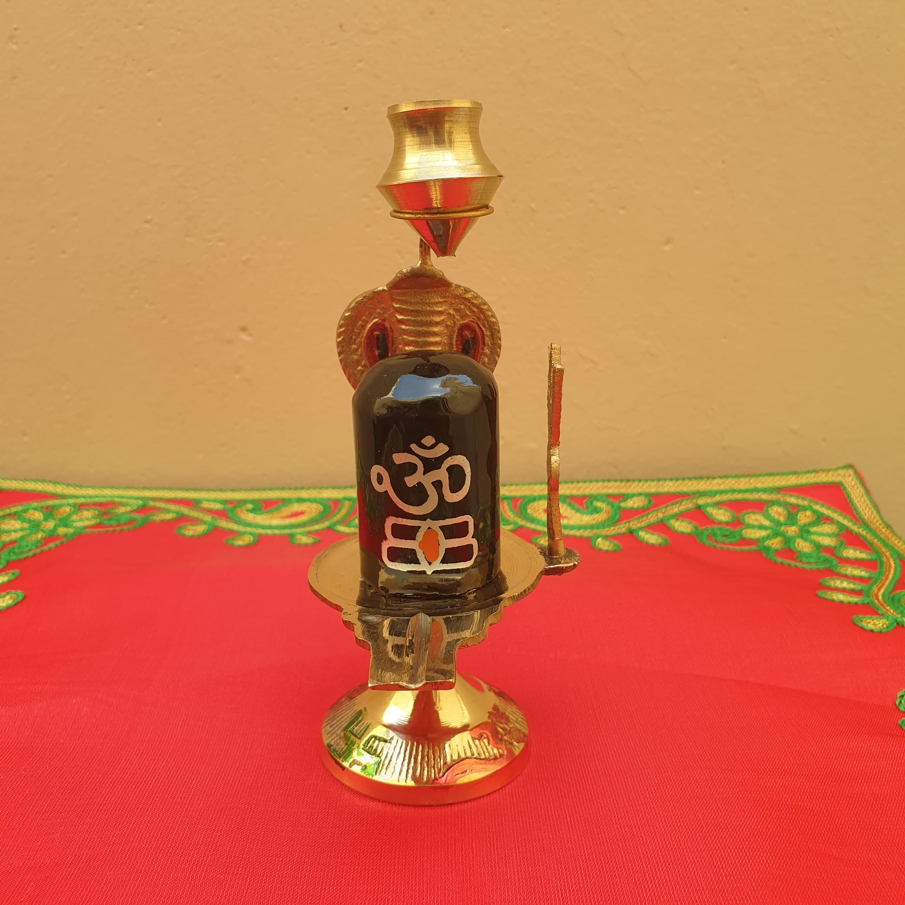 shiva statue,
jaladhari,
shiva lingam stand,
vintage antique,
shiva lingam,
water fountain,
shiva lingam stone,
shiva lingam tumbler,
shivaling,
india jewelry,
laddu gopal dress,
shiva shell ring,
tribal jewelry,
shaligram
saligram
