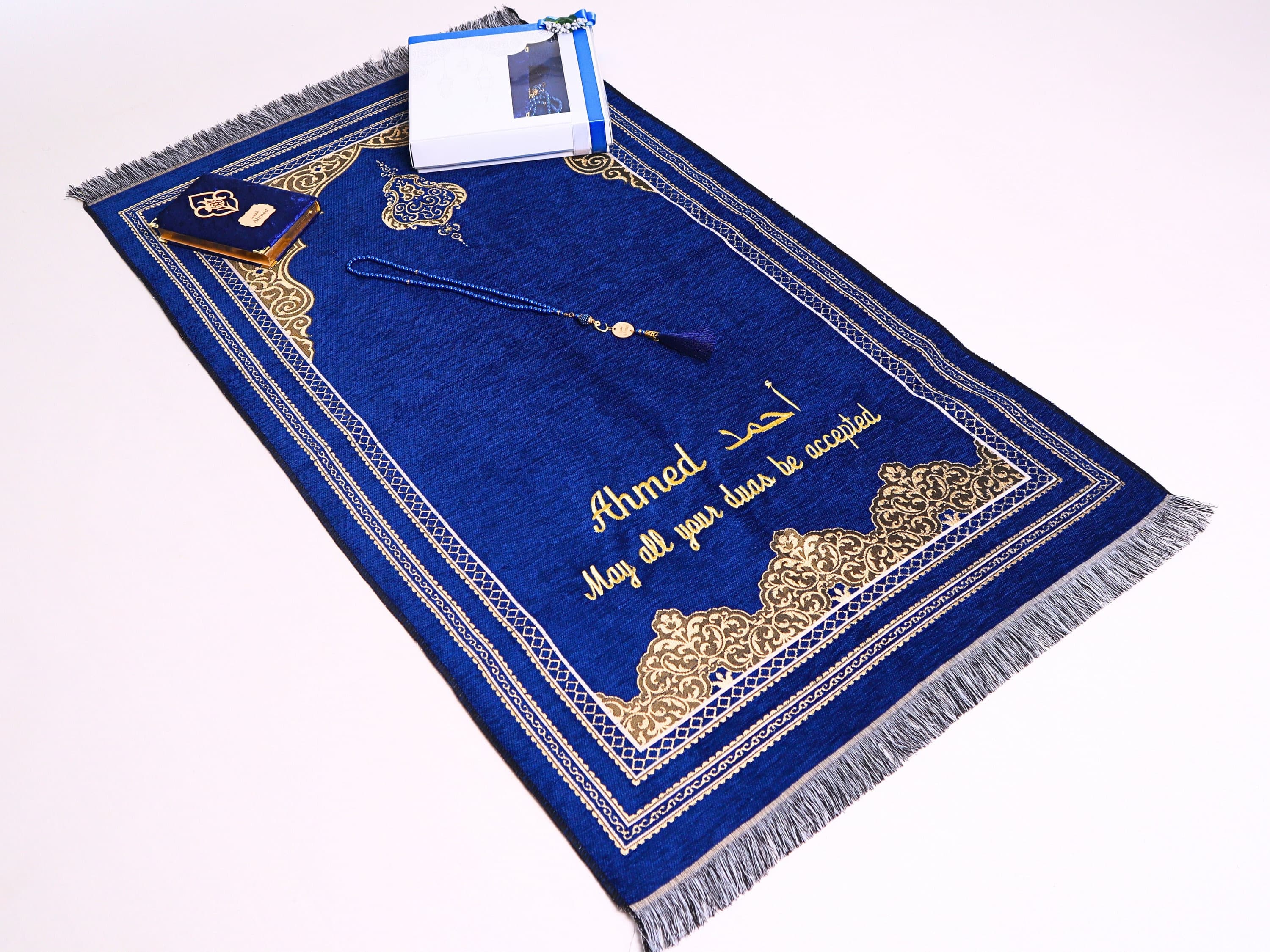 Personalized Chenille Prayer Mat Gift Set, Quran, Tasbeeh, Ramadan Favors, Eid Gifts for Him