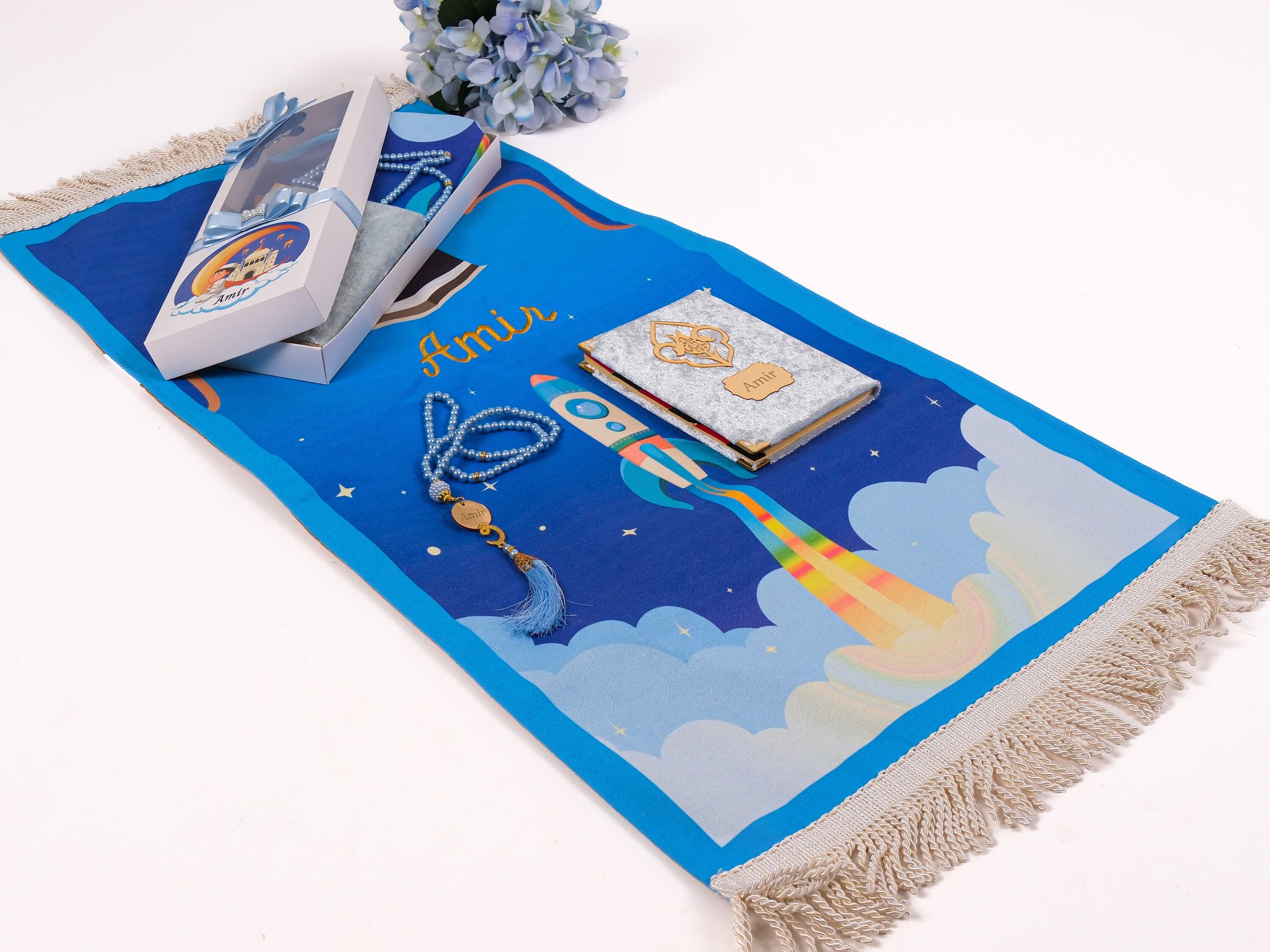 Personalized Kids Prayer Mat Gift Set: Quran, Tasbih, Woven Janamaz